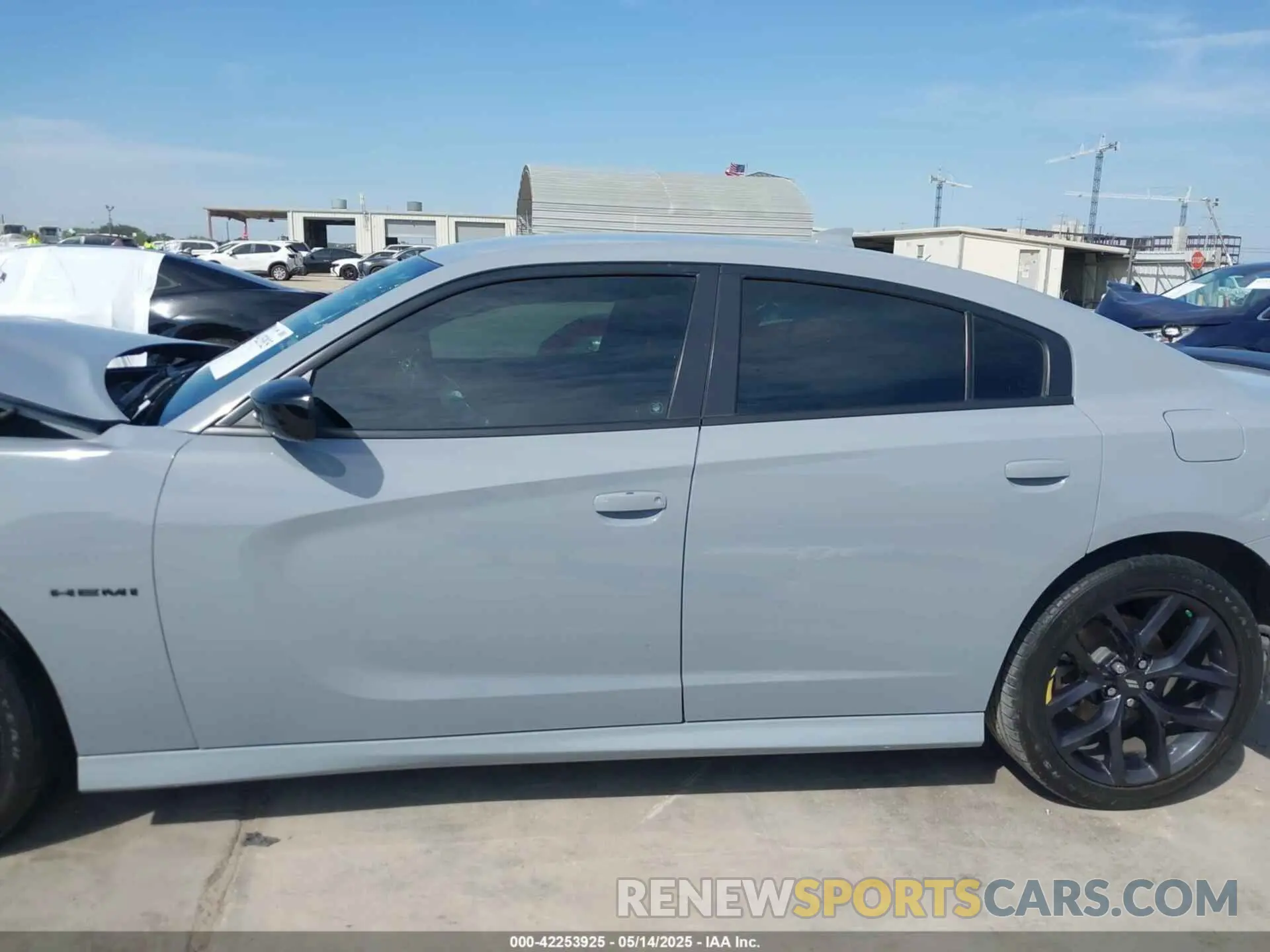 14 fotografías del automóvil dañado 2C3CDXCT0MH602127 DODGE CHARGER 2021