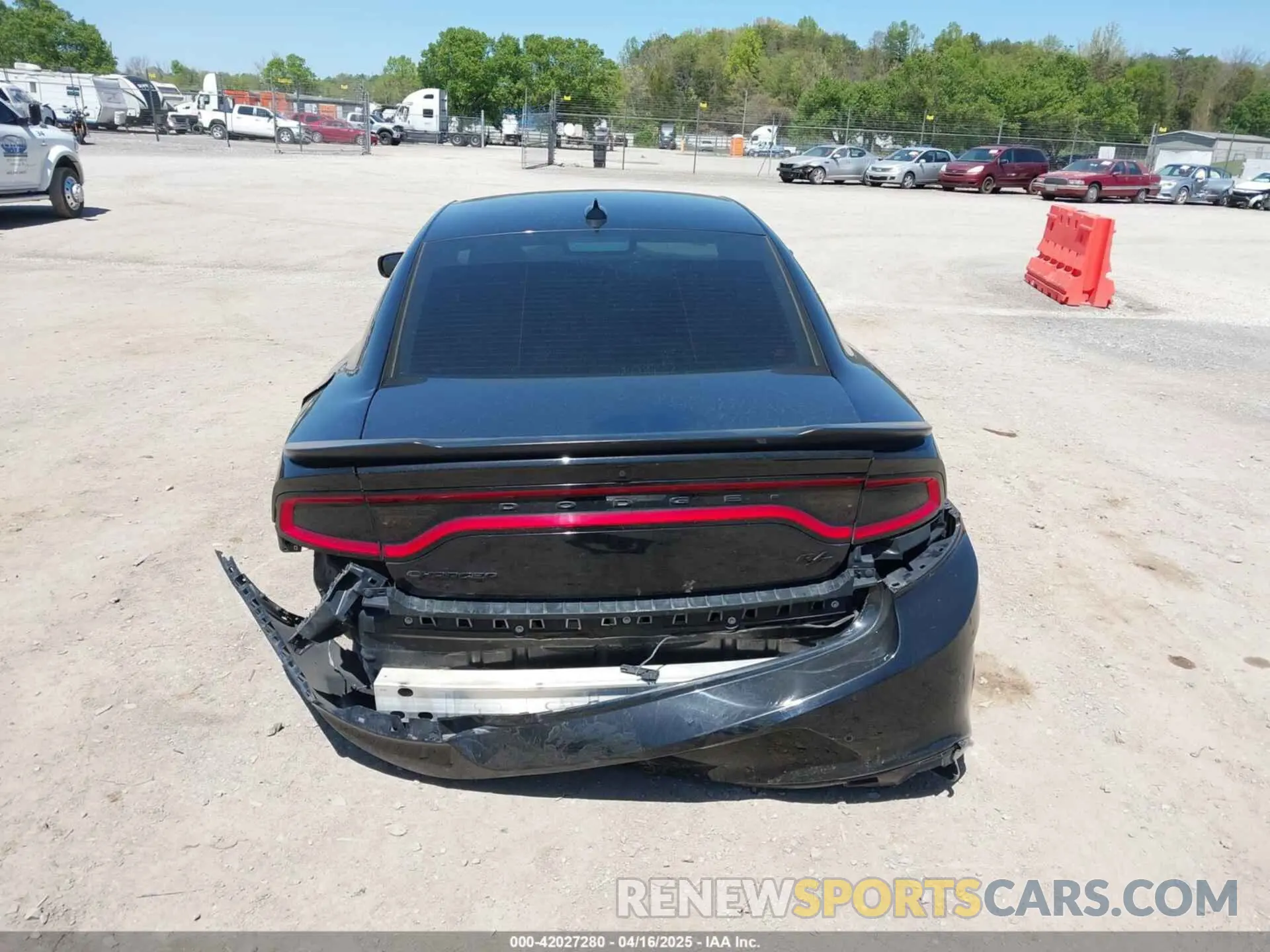 16 fotografías del automóvil dañado 2C3CDXCT0MH616786 DODGE CHARGER 2021