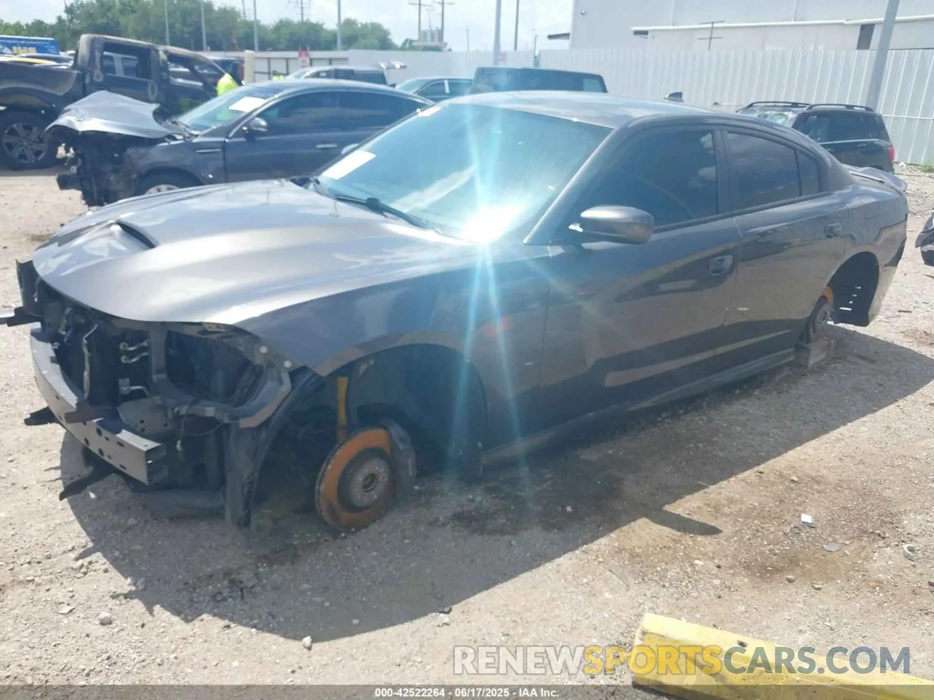 2 fotografías del automóvil dañado 2C3CDXCT1MH640241 DODGE CHARGER 2021
