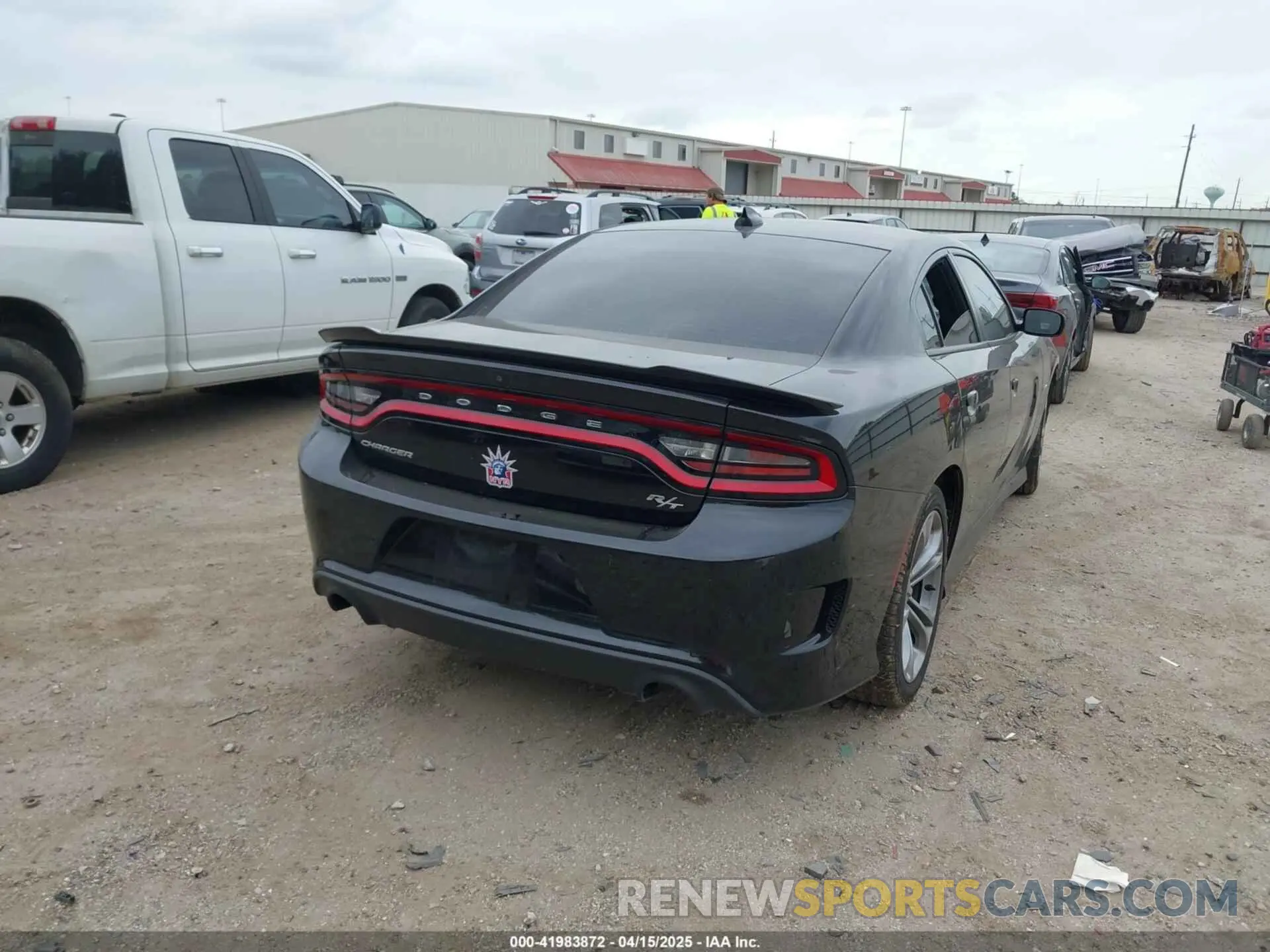 4 fotografías del automóvil dañado 2C3CDXCT3MH517914 DODGE CHARGER 2021