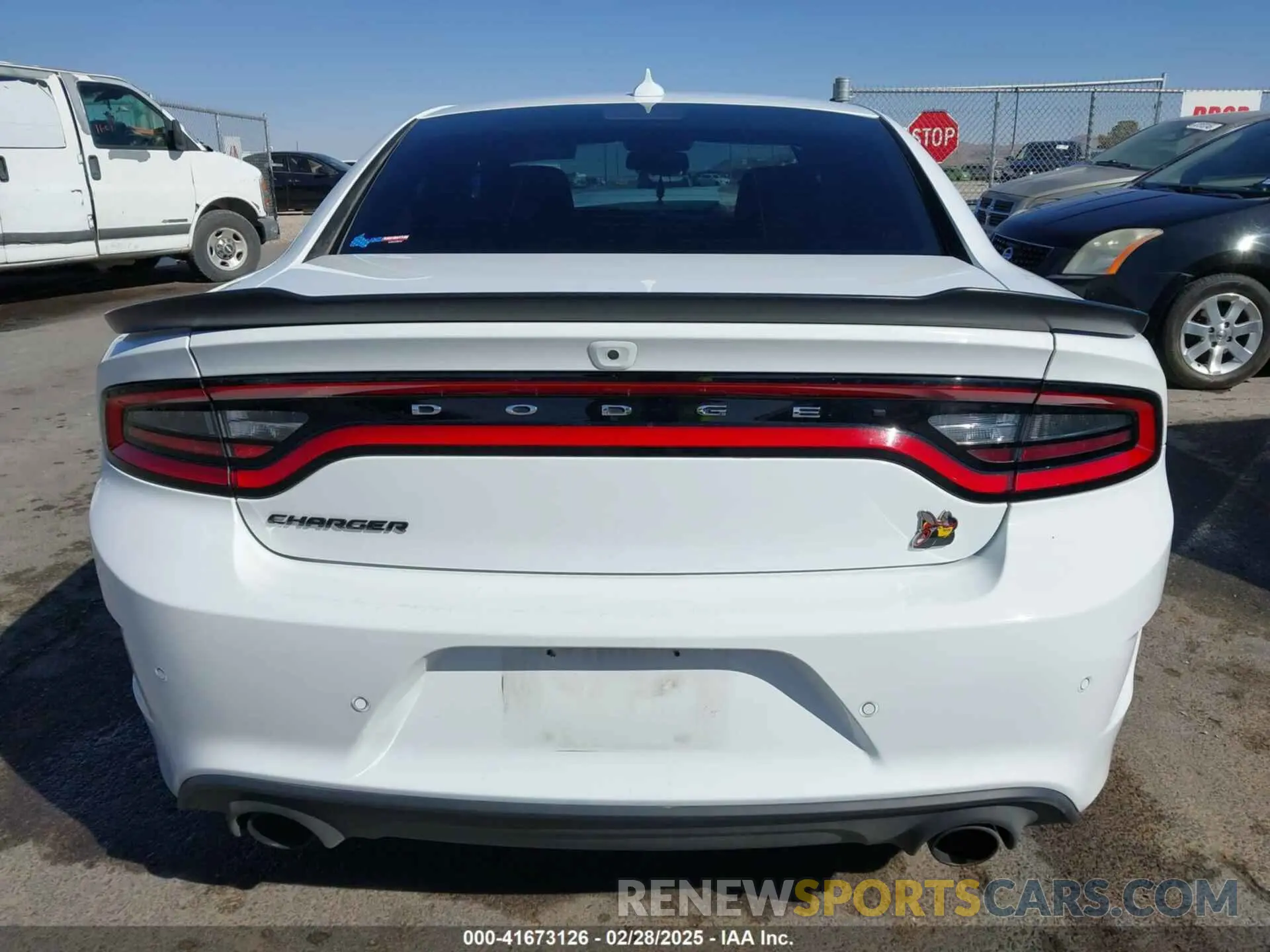 15 fotografías del automóvil dañado 2C3CDXGJ2MH598378 DODGE CHARGER 2021
