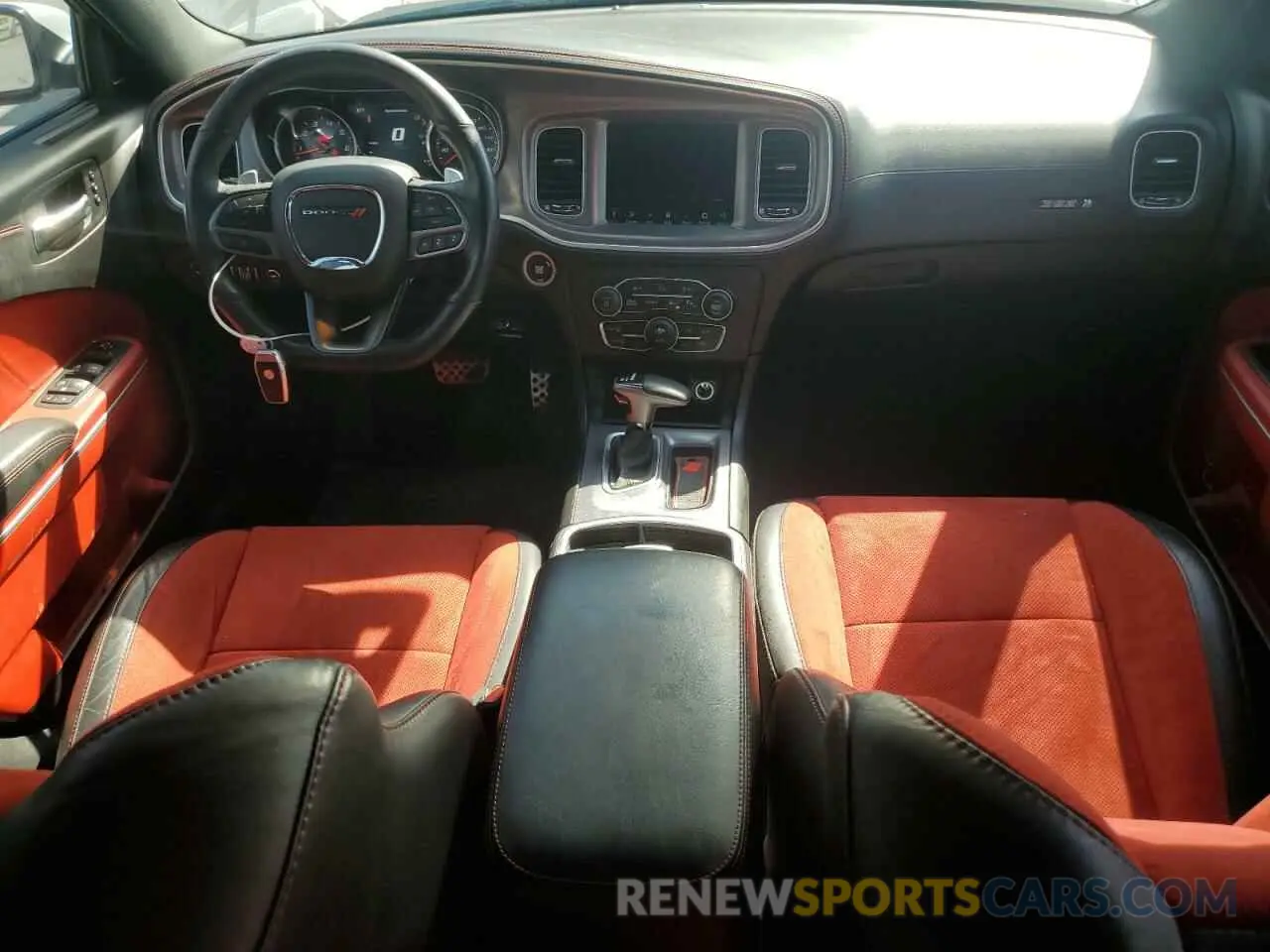 8 fotografías del automóvil dañado 2C3CDXGJ3MH597806 DODGE CHARGER 2021