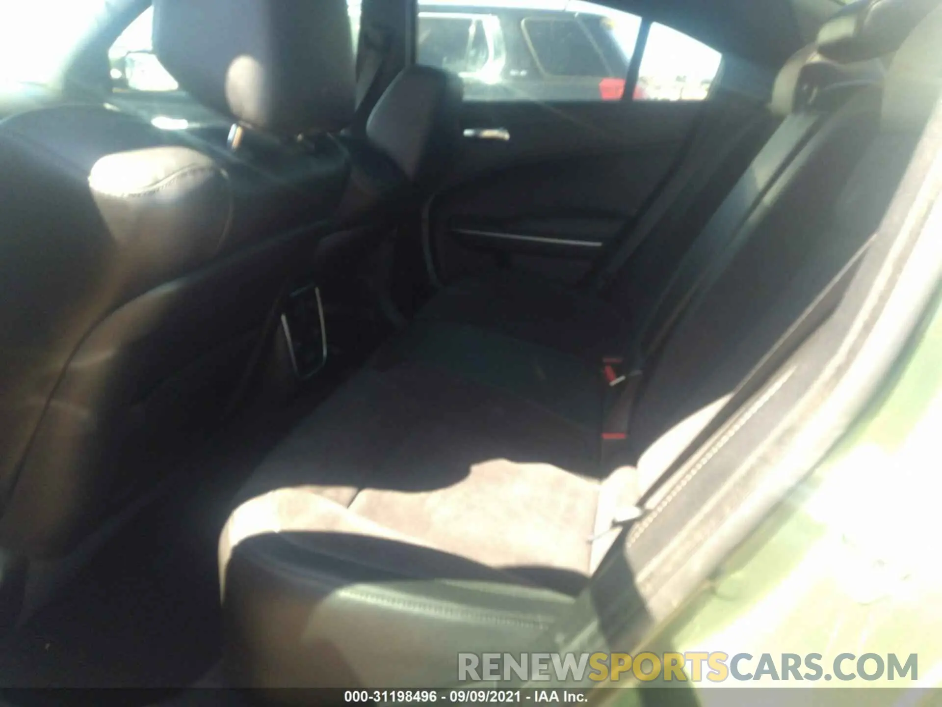 8 fotografías del automóvil dañado 2C3CDXGJ4MH566192 DODGE CHARGER 2021