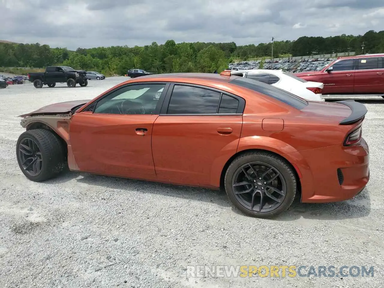 2 fotografías del automóvil dañado 2C3CDXGJ7MH588140 DODGE CHARGER 2021