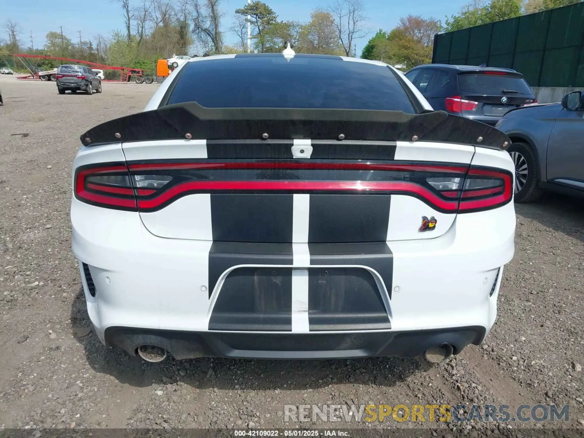 15 fotografías del automóvil dañado 2C3CDXGJ8MH590074 DODGE CHARGER 2021