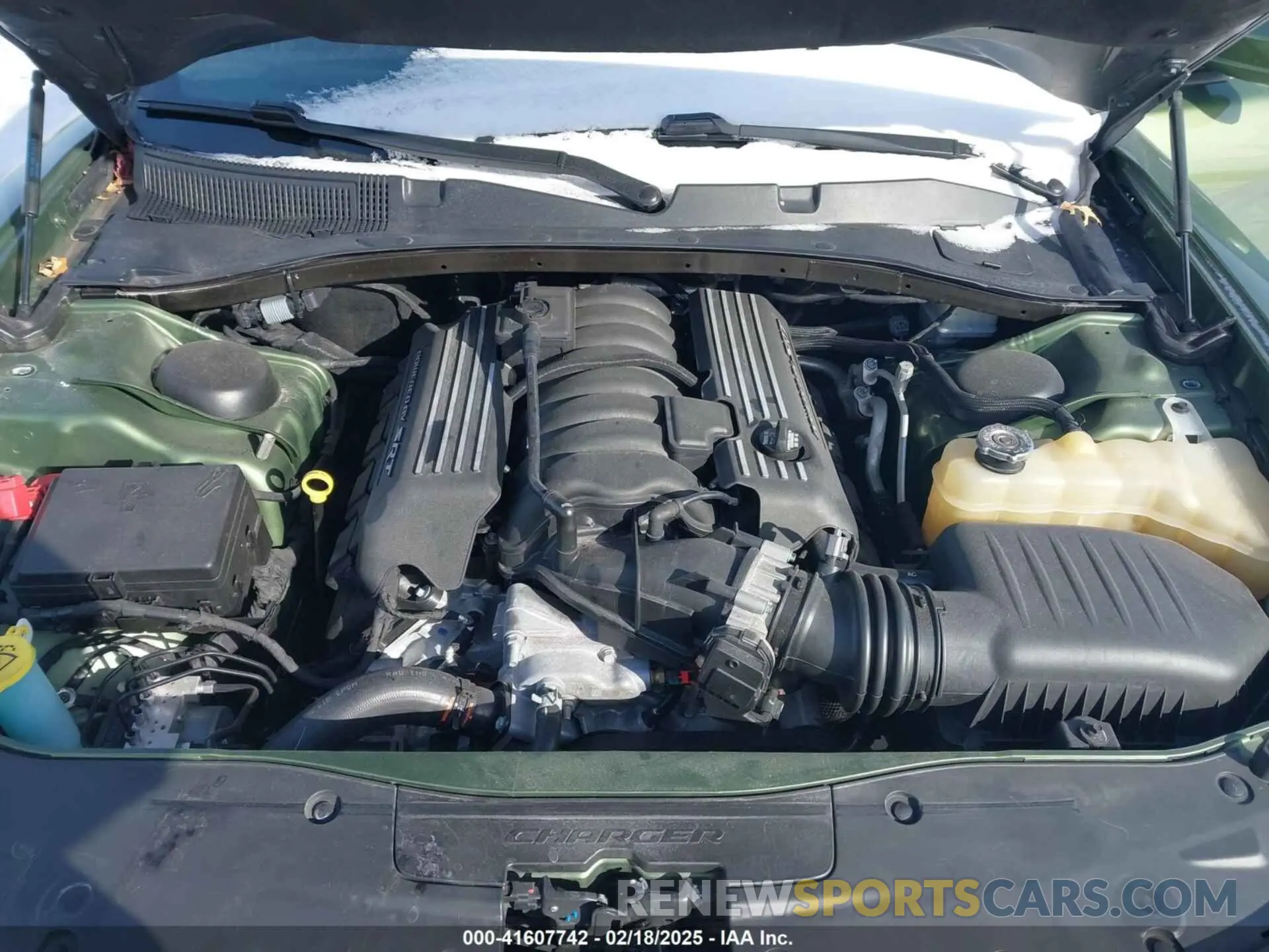 10 fotografías del automóvil dañado 2C3CDXGJXMH576323 DODGE CHARGER 2021