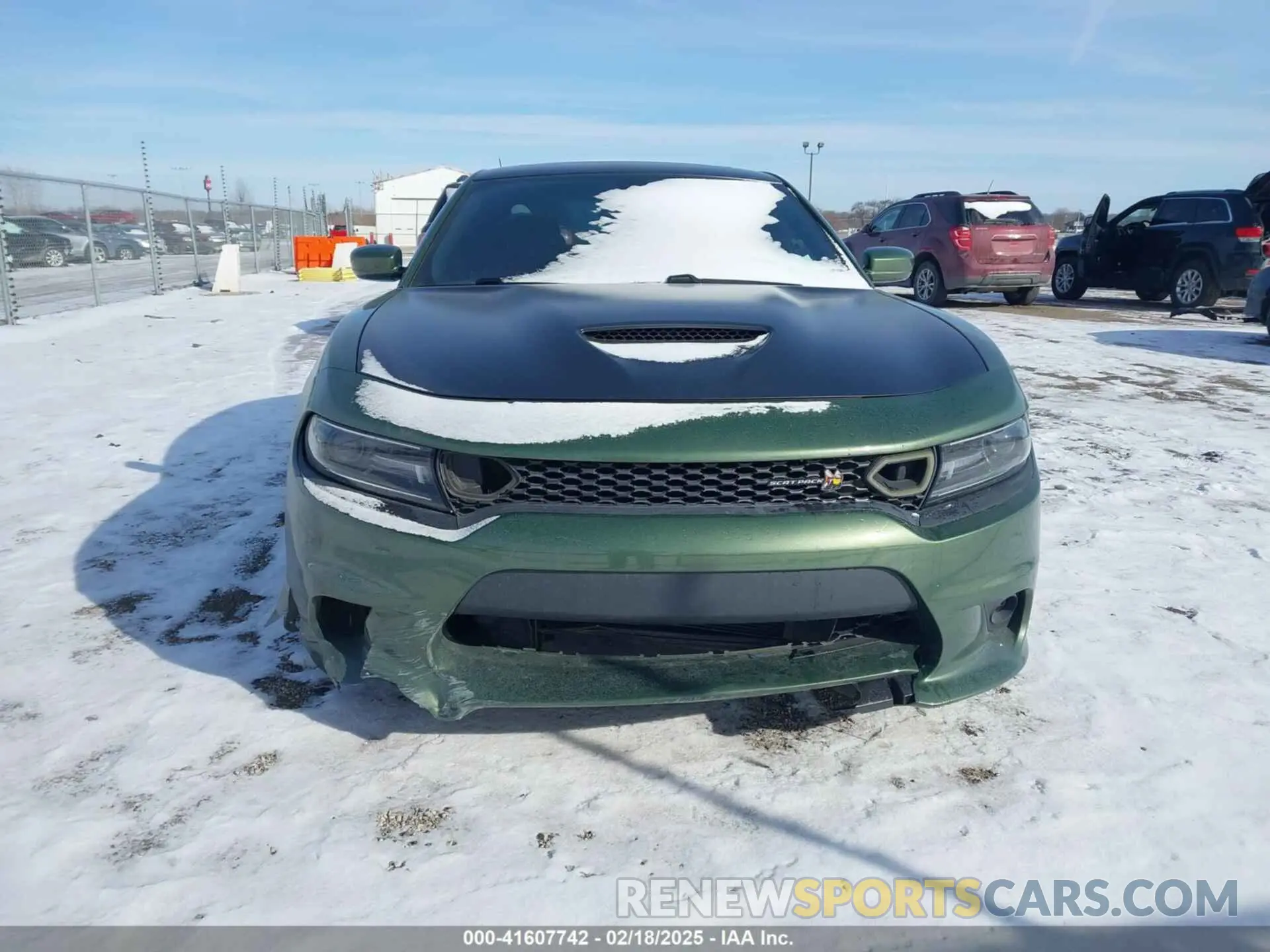 13 fotografías del automóvil dañado 2C3CDXGJXMH576323 DODGE CHARGER 2021
