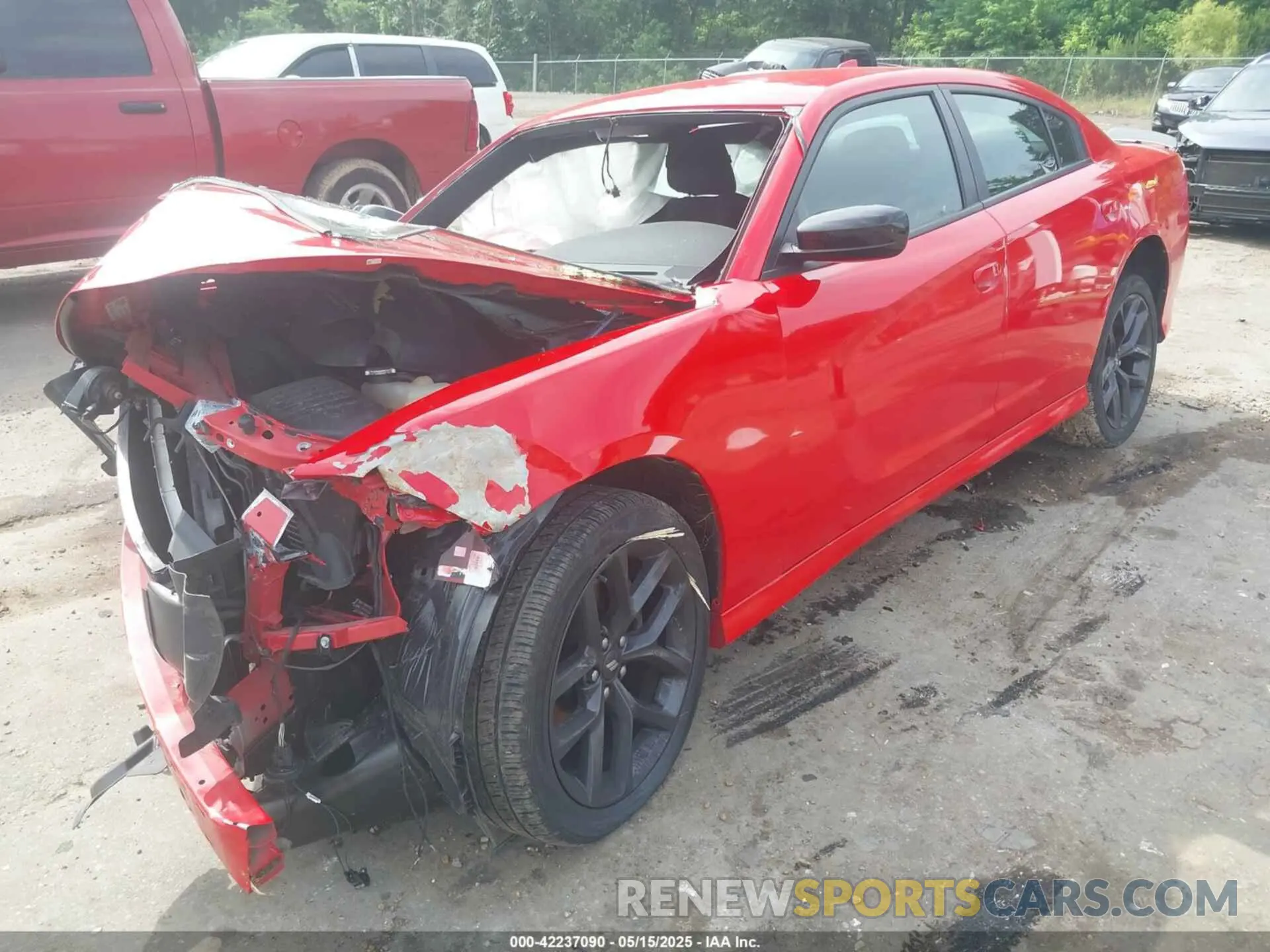 2 fotografías del automóvil dañado 2C3CDXHG3MH581253 DODGE CHARGER 2021