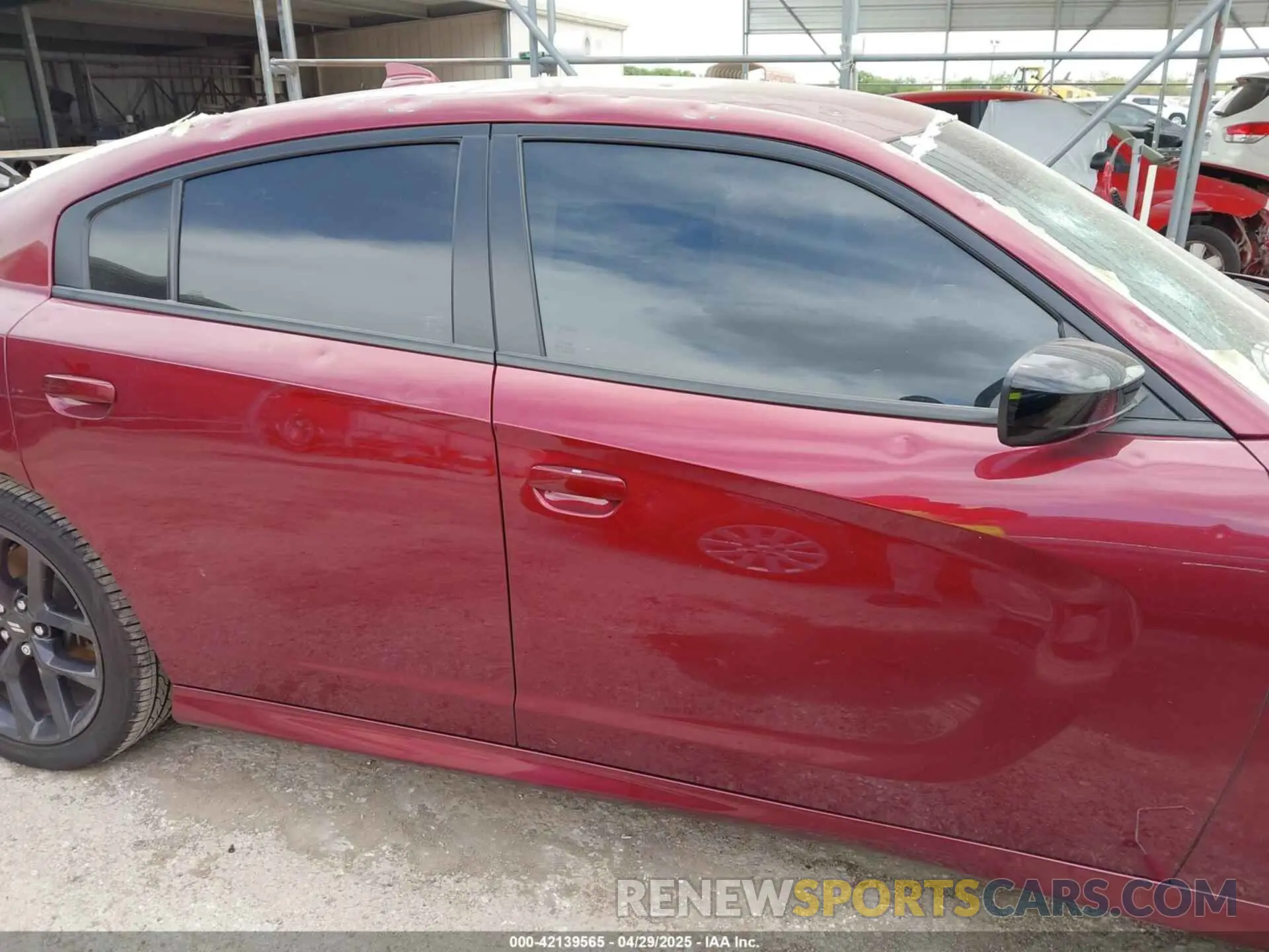 13 fotografías del automóvil dañado 2C3CDXHG9MH639950 DODGE CHARGER 2021