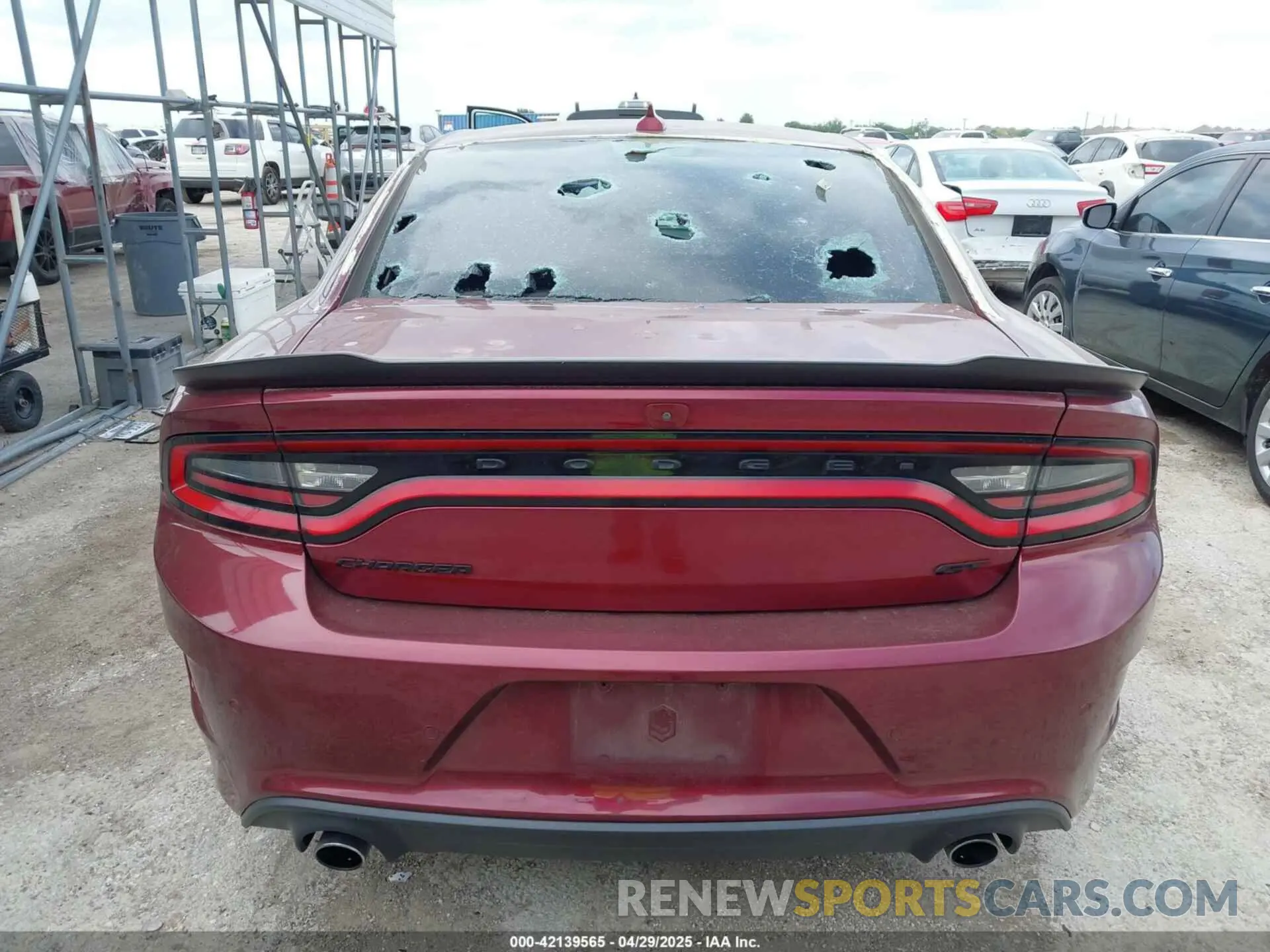 16 fotografías del automóvil dañado 2C3CDXHG9MH639950 DODGE CHARGER 2021