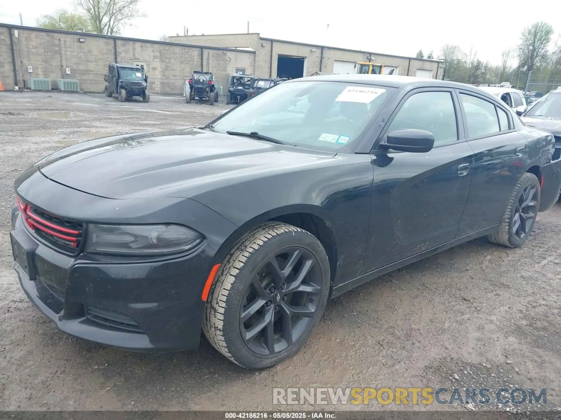 2 fotografías del automóvil dañado 2C3CDXKG0MH585236 DODGE CHARGER 2021