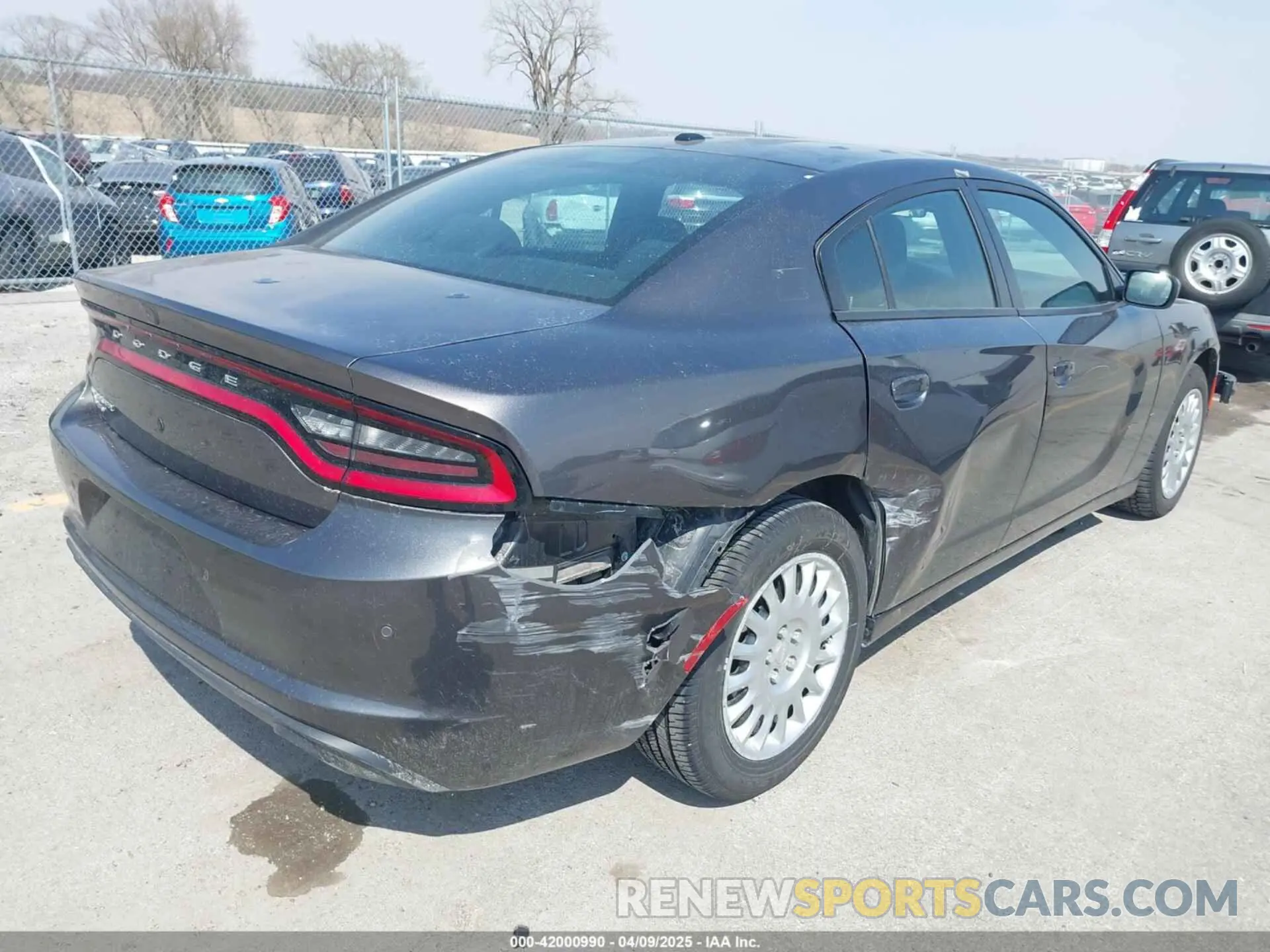 4 fotografías del automóvil dañado 2C3CDXKG4MH644692 DODGE CHARGER 2021