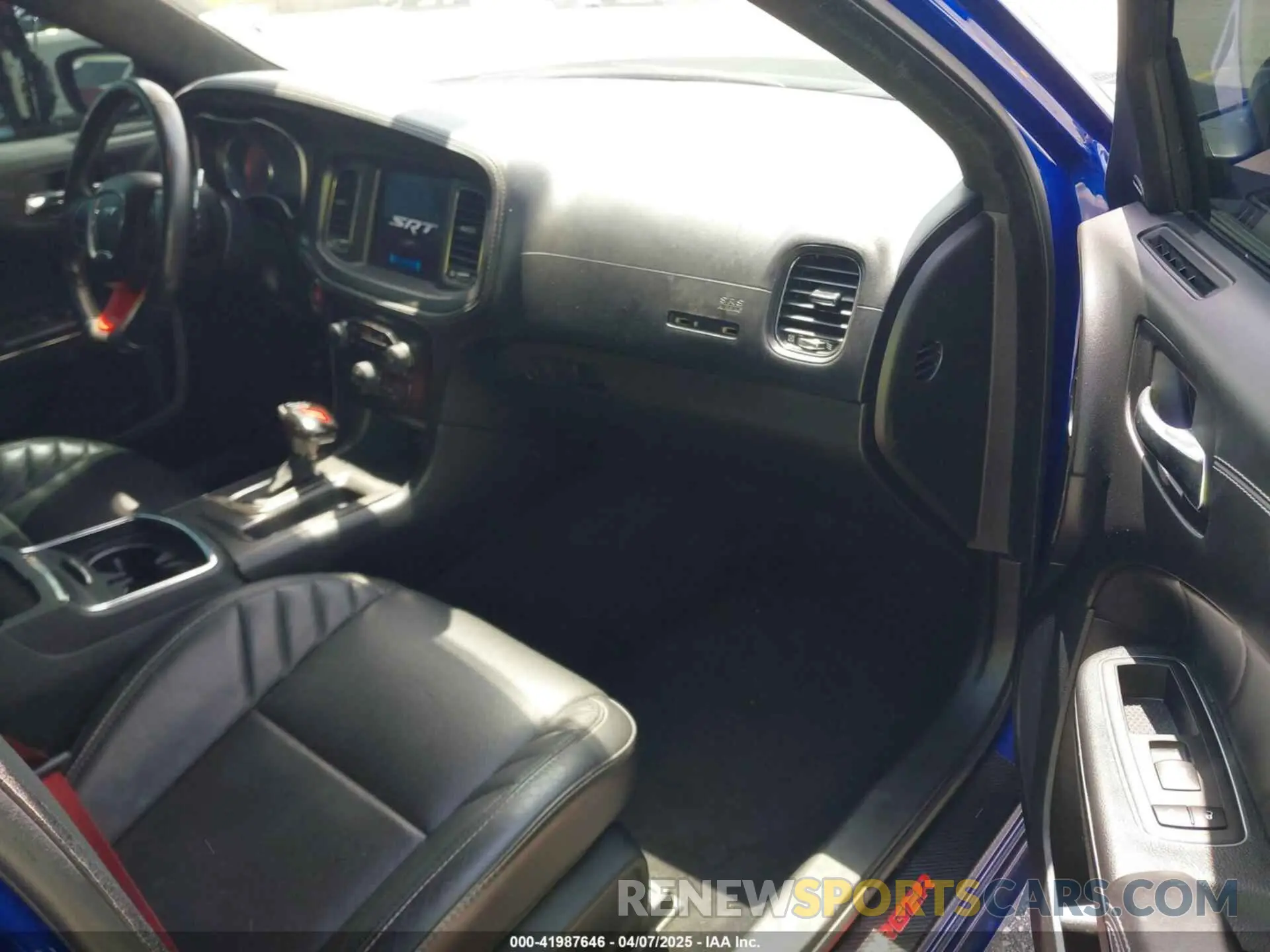 5 fotografías del automóvil dañado 2C3CDXL92MH503507 DODGE CHARGER 2021