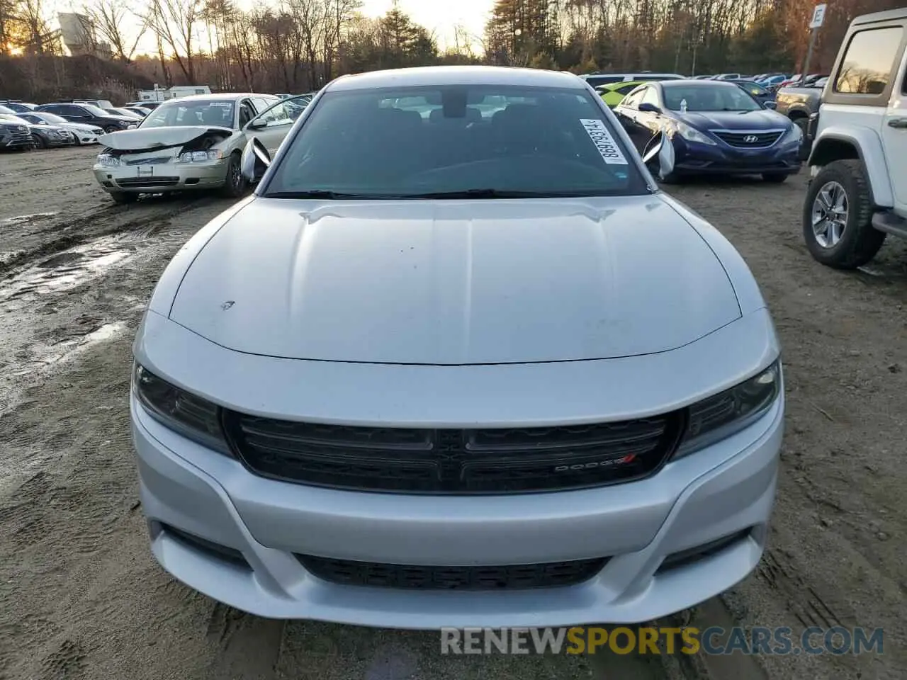5 fotografías del automóvil dañado 2C3CDXBG0NH126760 DODGE CHARGER 2022