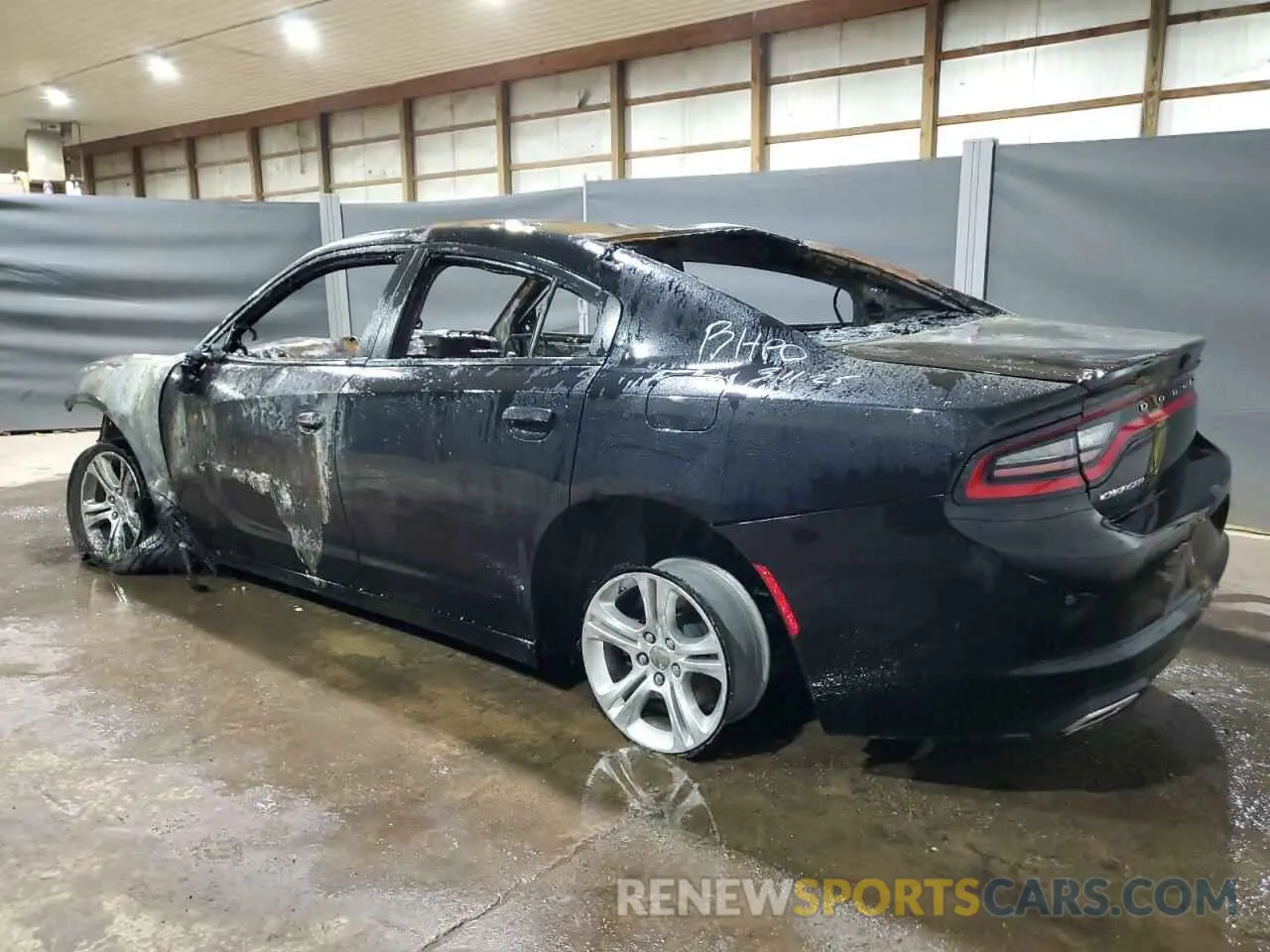 2 fotografías del automóvil dañado 2C3CDXBG0NH145275 DODGE CHARGER 2022