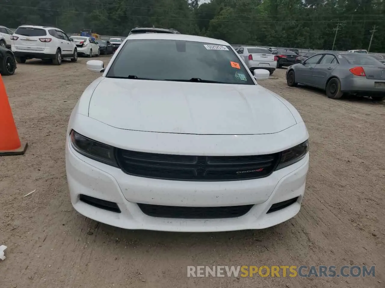 5 fotografías del automóvil dañado 2C3CDXBG0NH250429 DODGE CHARGER 2022