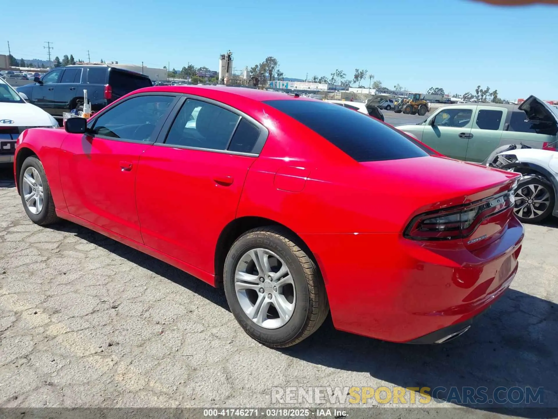 3 fotografías del automóvil dañado 2C3CDXBG1NH212532 DODGE CHARGER 2022