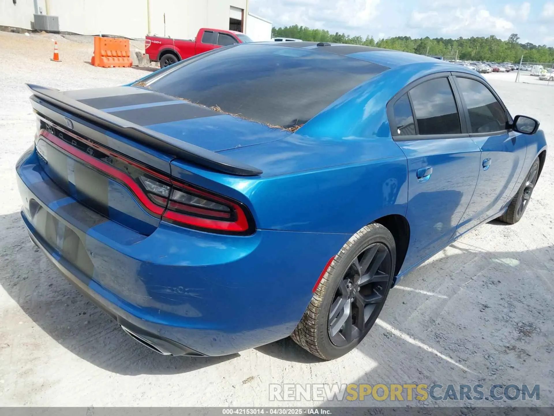 4 fotografías del automóvil dañado 2C3CDXBG2NH176284 DODGE CHARGER 2022