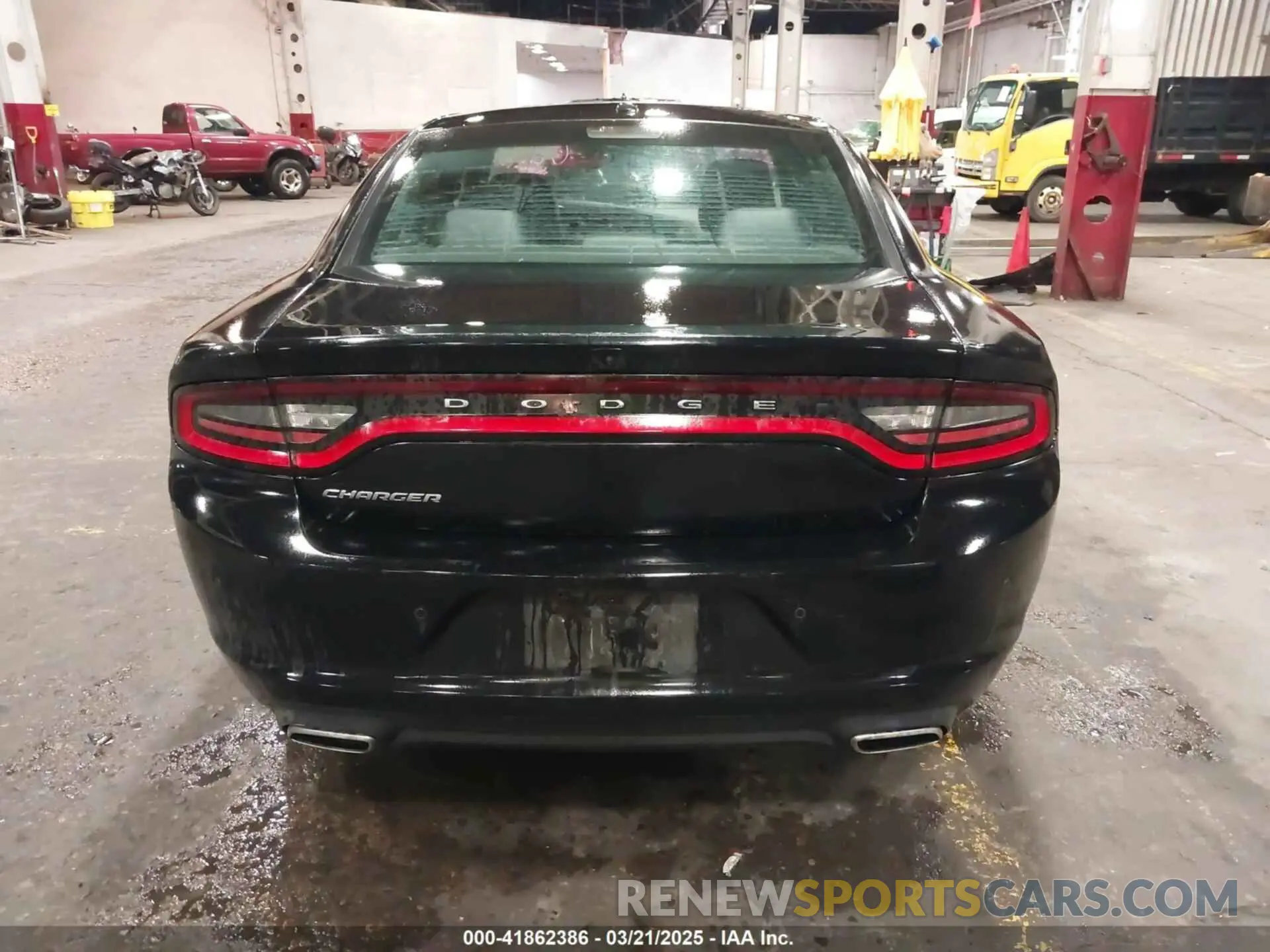 16 fotografías del automóvil dañado 2C3CDXBG2NH197314 DODGE CHARGER 2022