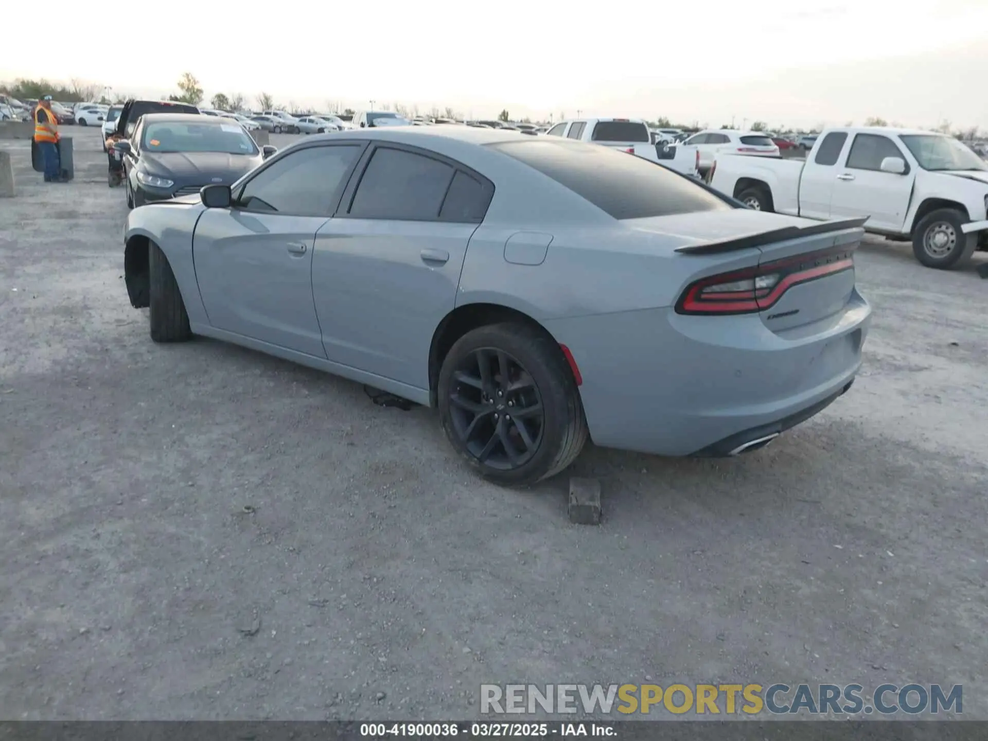 3 fotografías del automóvil dañado 2C3CDXBG3NH122797 DODGE CHARGER 2022