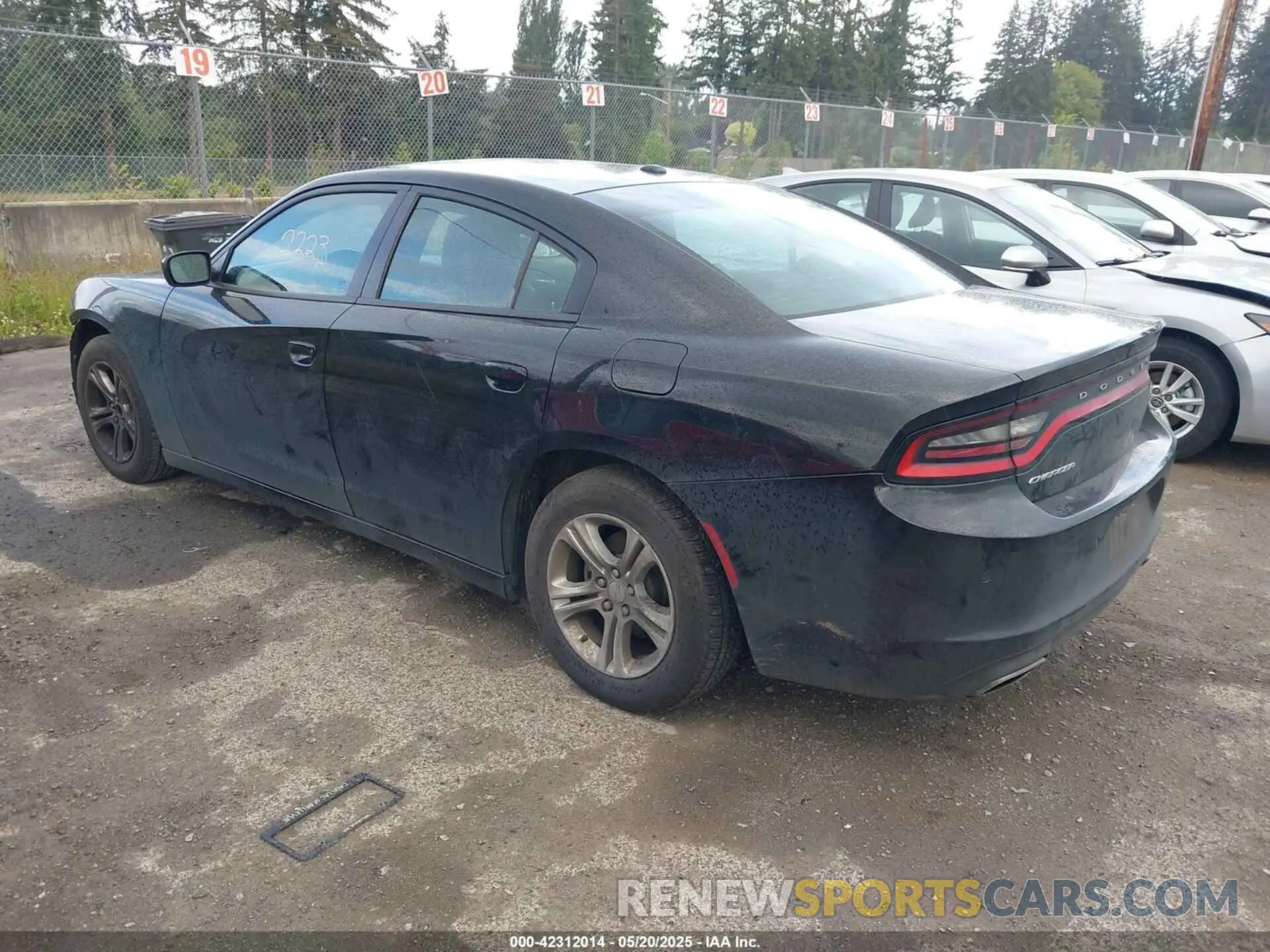 3 fotografías del automóvil dañado 2C3CDXBG3NH169280 DODGE CHARGER 2022