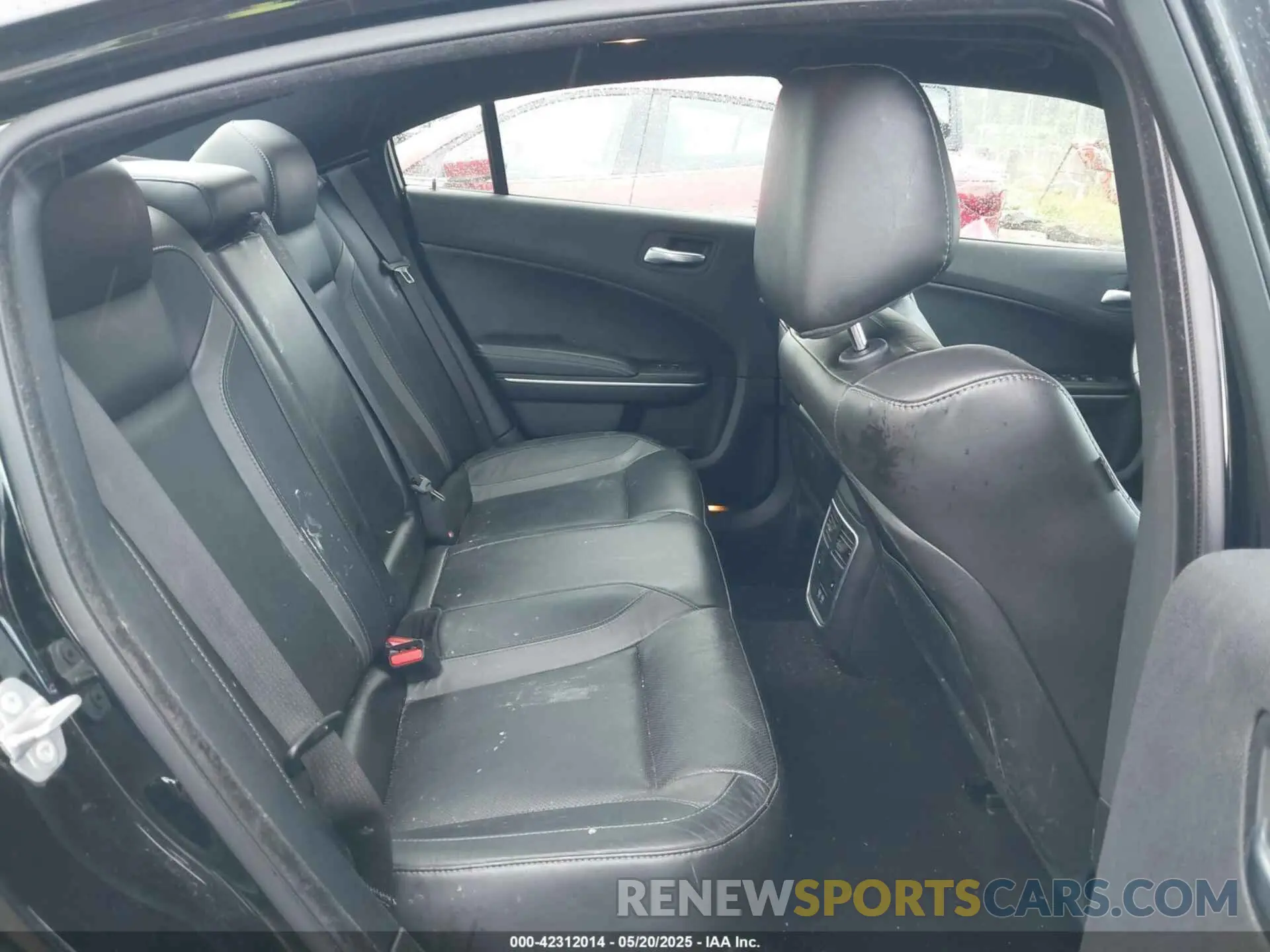 8 fotografías del automóvil dañado 2C3CDXBG3NH169280 DODGE CHARGER 2022