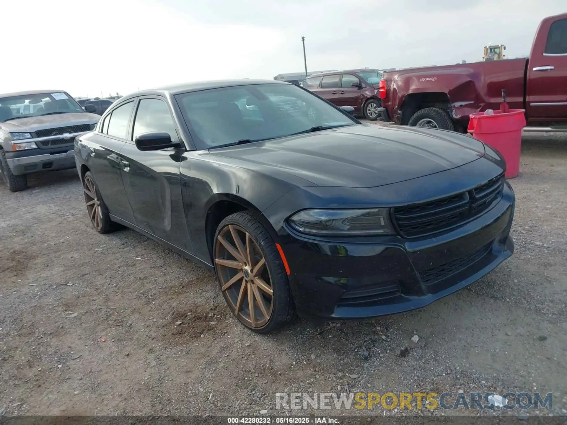 1 fotografías del automóvil dañado 2C3CDXBG5NH208001 DODGE CHARGER 2022