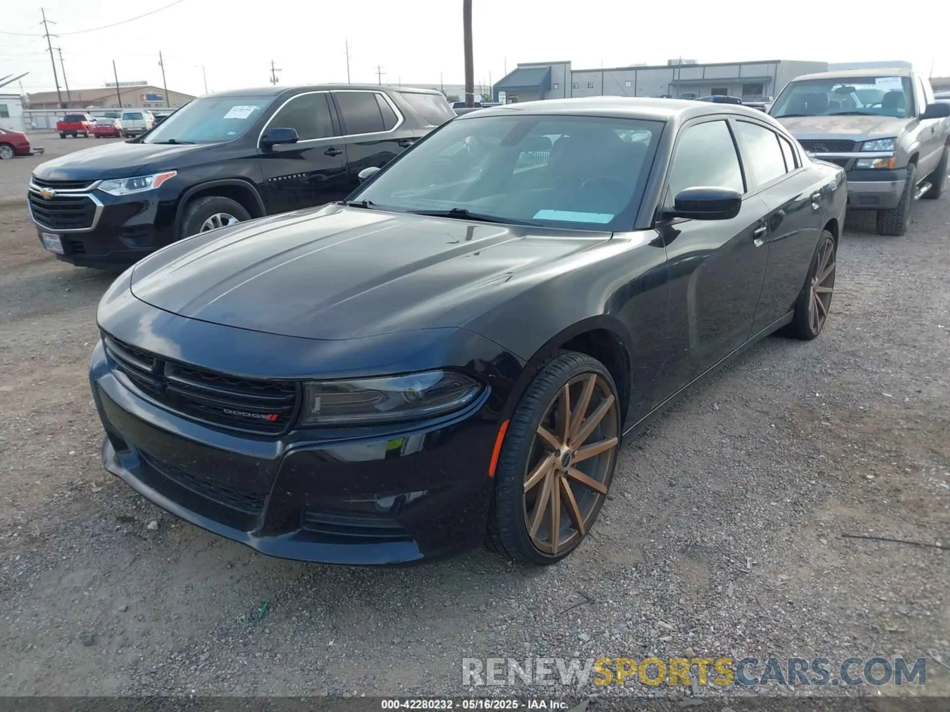 2 fotografías del automóvil dañado 2C3CDXBG5NH208001 DODGE CHARGER 2022