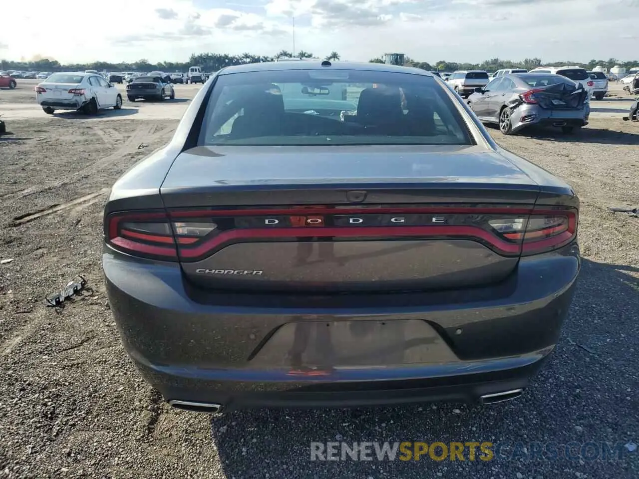 6 fotografías del automóvil dañado 2C3CDXBG5NH219662 DODGE CHARGER 2022