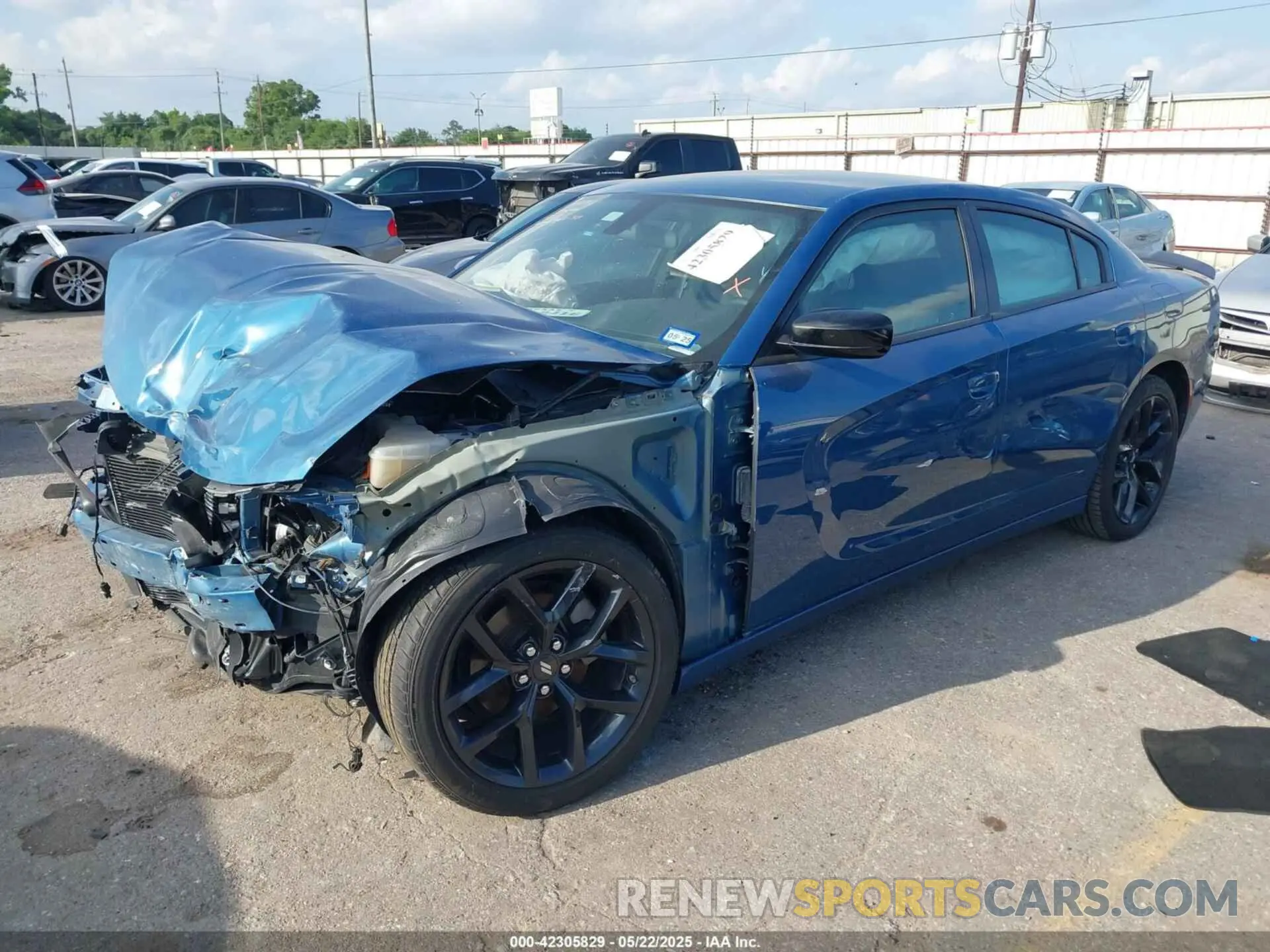 2 fotografías del automóvil dañado 2C3CDXBG6NH145913 DODGE CHARGER 2022