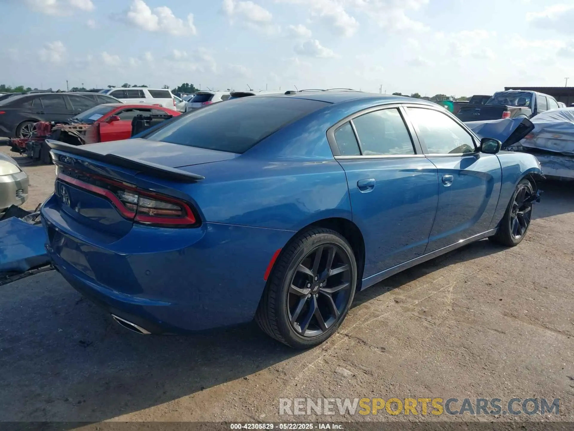 4 fotografías del automóvil dañado 2C3CDXBG6NH145913 DODGE CHARGER 2022