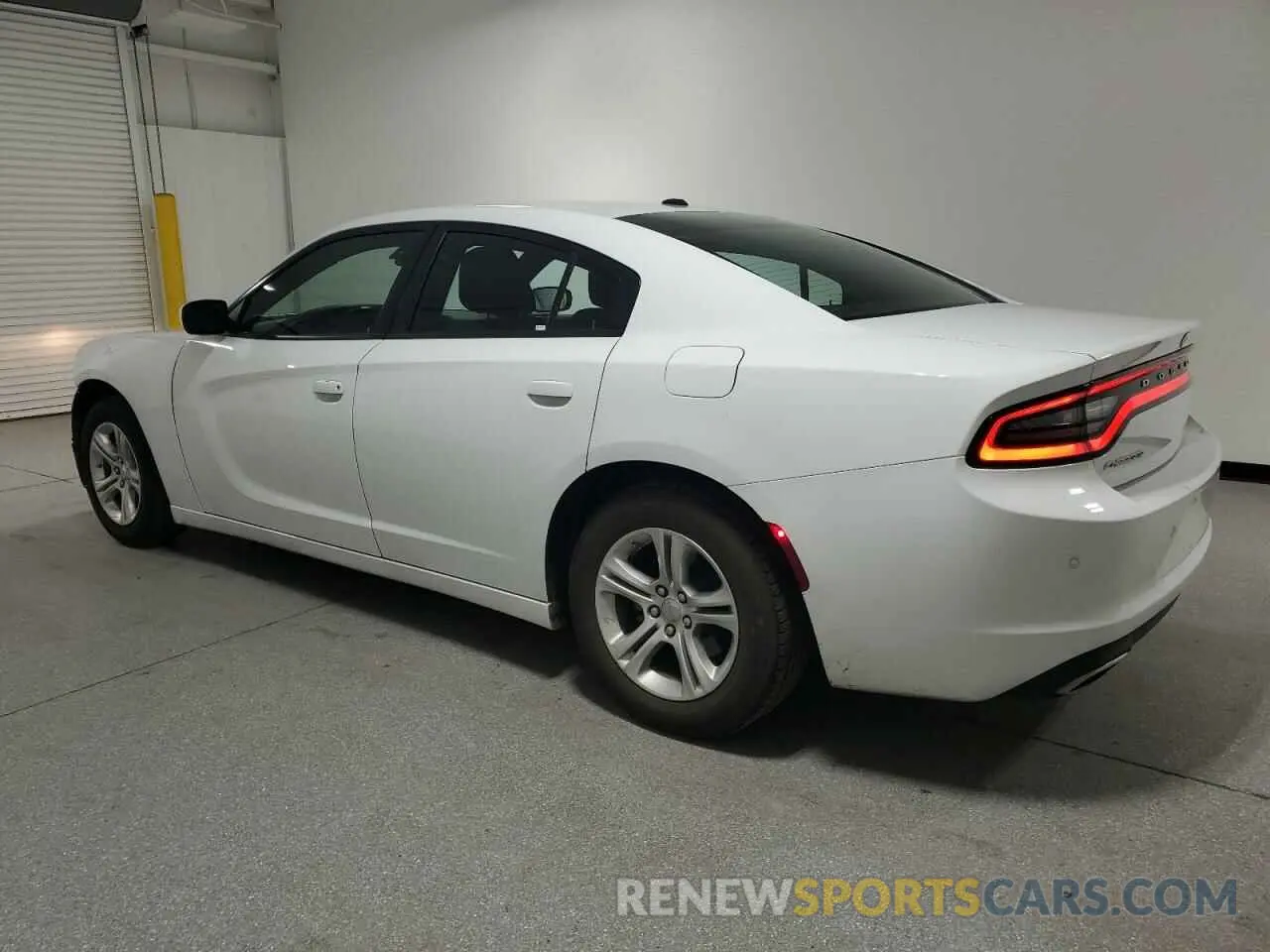 2 fotografías del automóvil dañado 2C3CDXBG6NH192567 DODGE CHARGER 2022