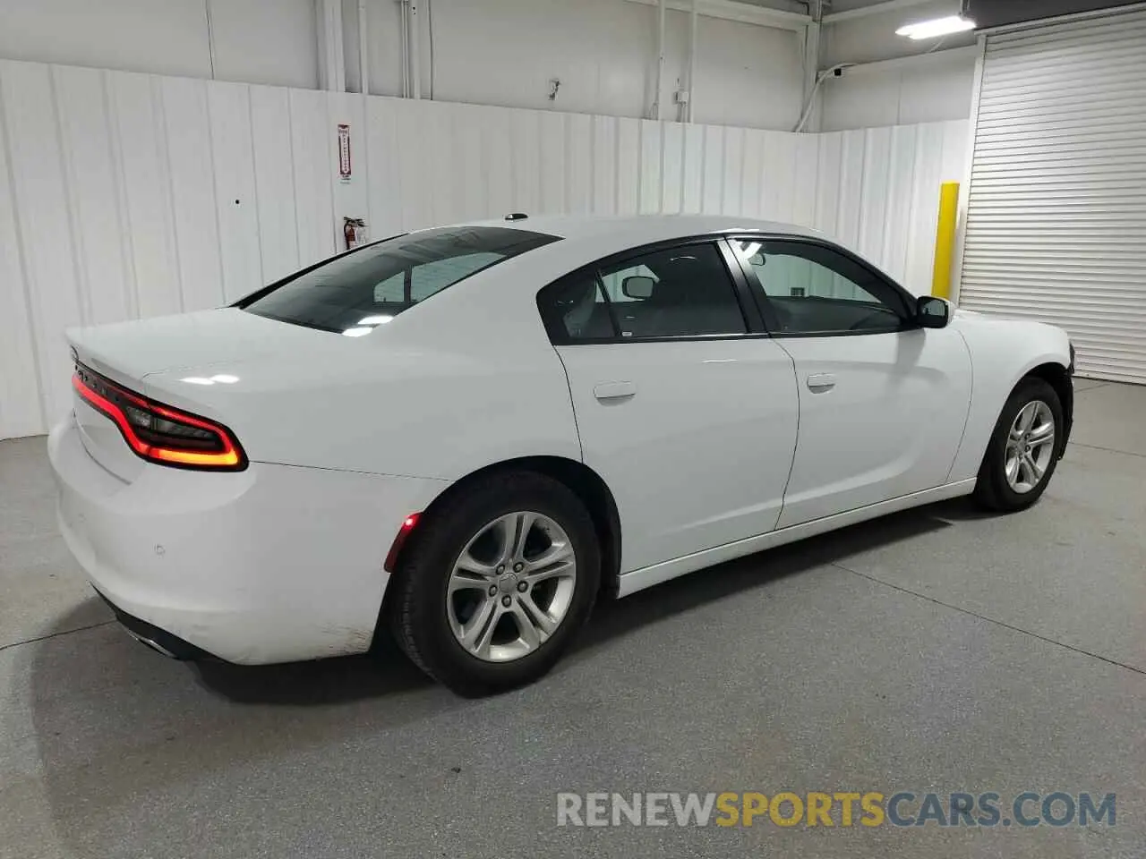3 fotografías del automóvil dañado 2C3CDXBG6NH192567 DODGE CHARGER 2022