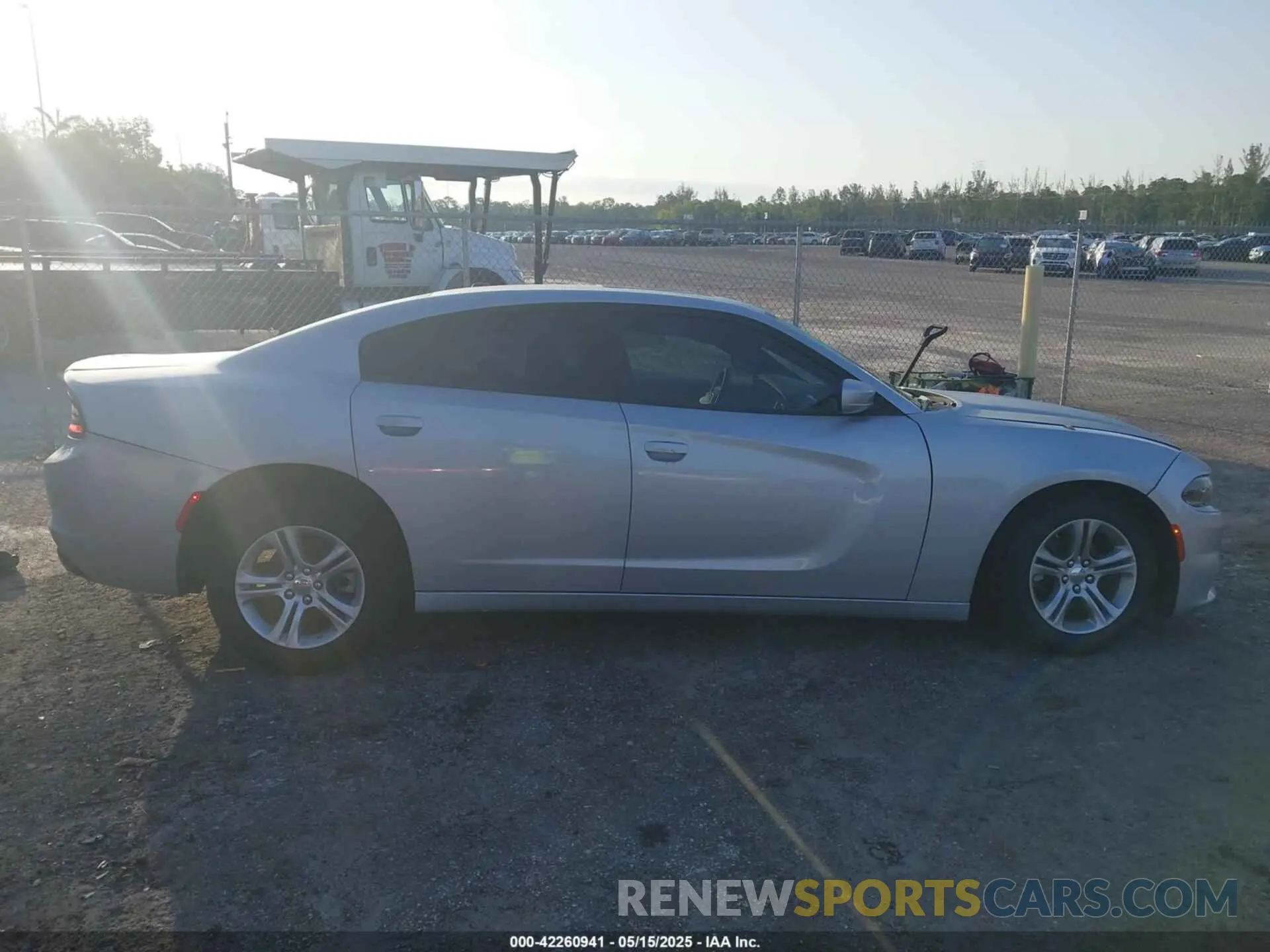 14 fotografías del automóvil dañado 2C3CDXBG7NH169377 DODGE CHARGER 2022