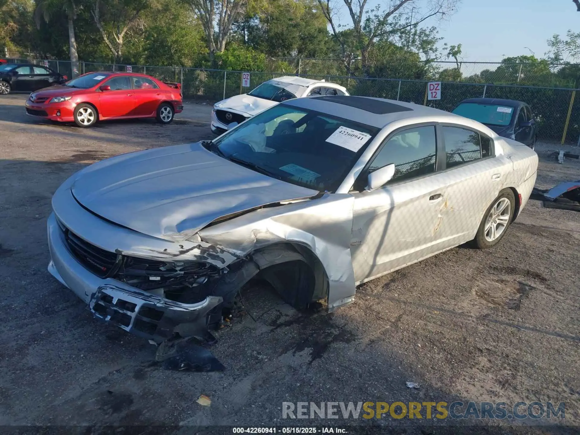 2 fotografías del automóvil dañado 2C3CDXBG7NH169377 DODGE CHARGER 2022