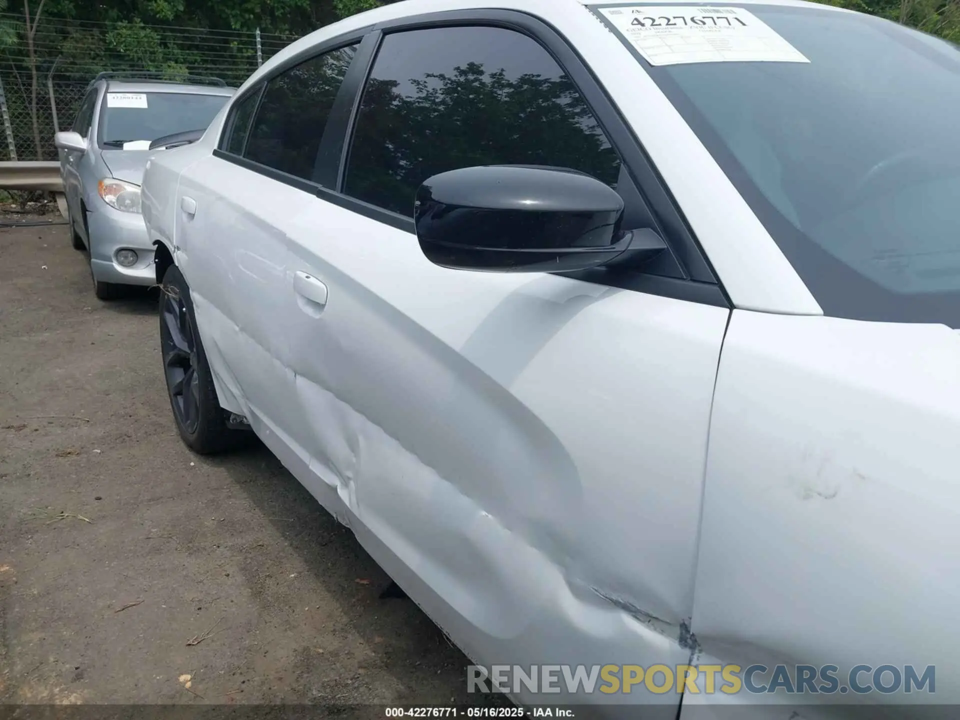 14 fotografías del automóvil dañado 2C3CDXBG7NH243476 DODGE CHARGER 2022