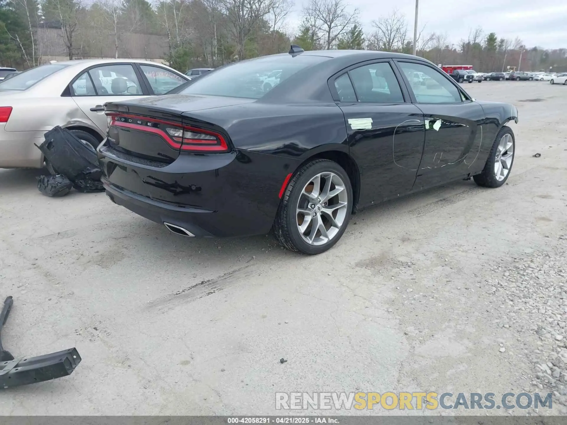 4 fotografías del automóvil dañado 2C3CDXBG7NH264585 DODGE CHARGER 2022