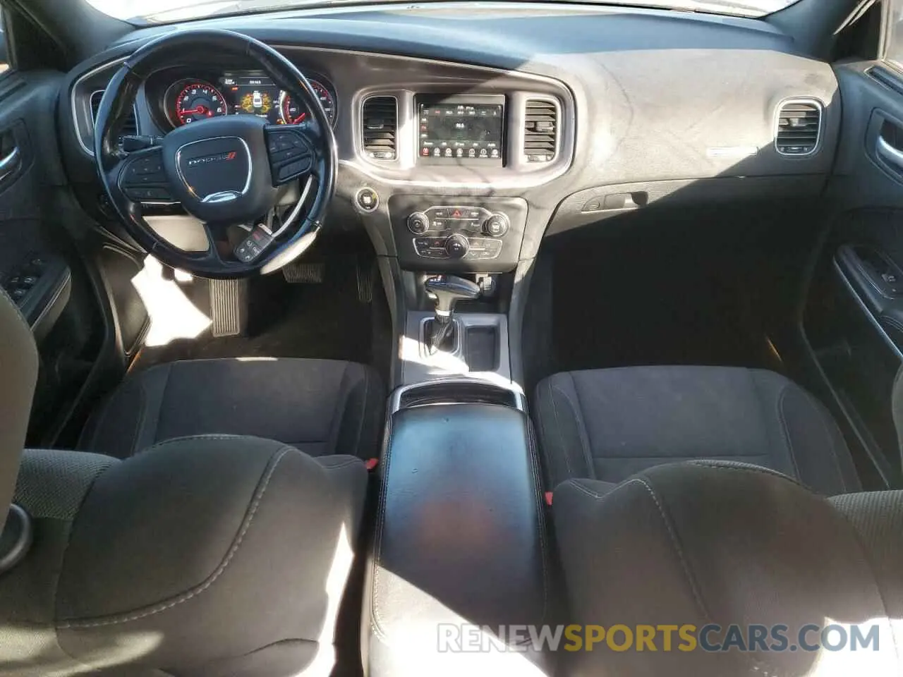 8 fotografías del automóvil dañado 2C3CDXBG8NH192716 DODGE CHARGER 2022