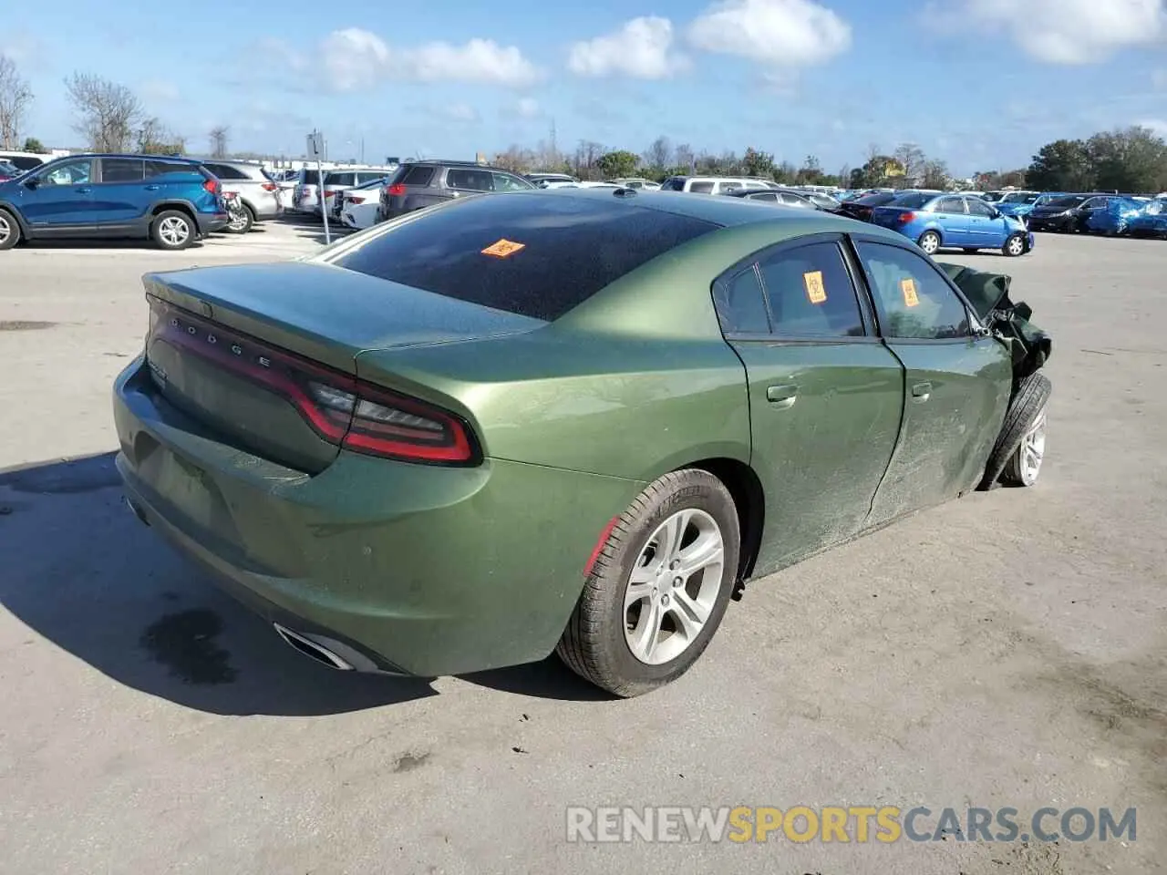 3 fotografías del automóvil dañado 2C3CDXBG8NH243843 DODGE CHARGER 2022