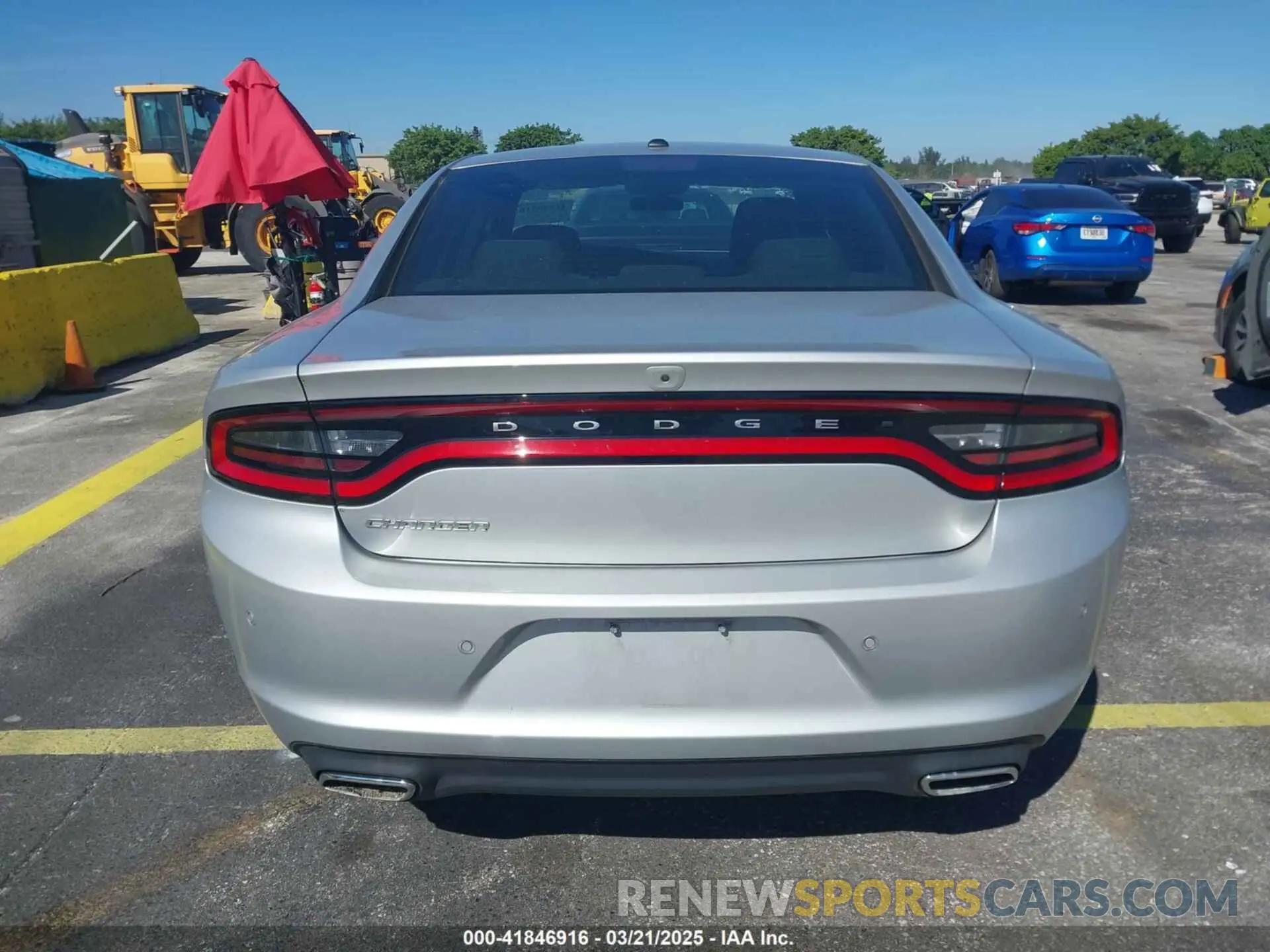 16 fotografías del automóvil dañado 2C3CDXBG8NH255734 DODGE CHARGER 2022