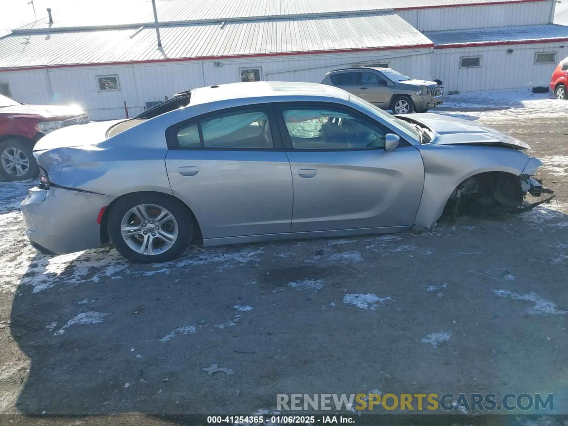 13 fotografías del automóvil dañado 2C3CDXBG9NH118995 DODGE CHARGER 2022