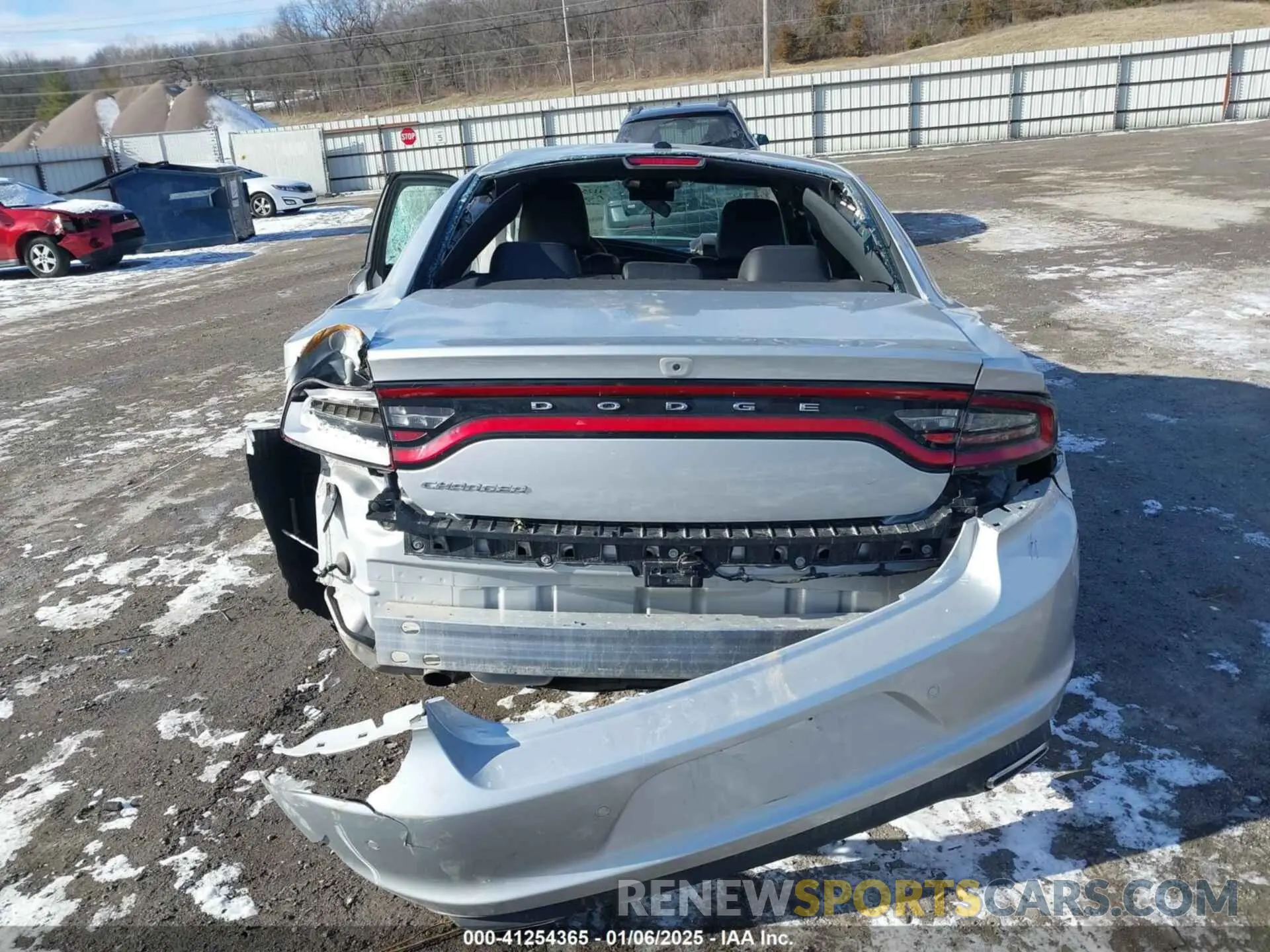 16 fotografías del automóvil dañado 2C3CDXBG9NH118995 DODGE CHARGER 2022