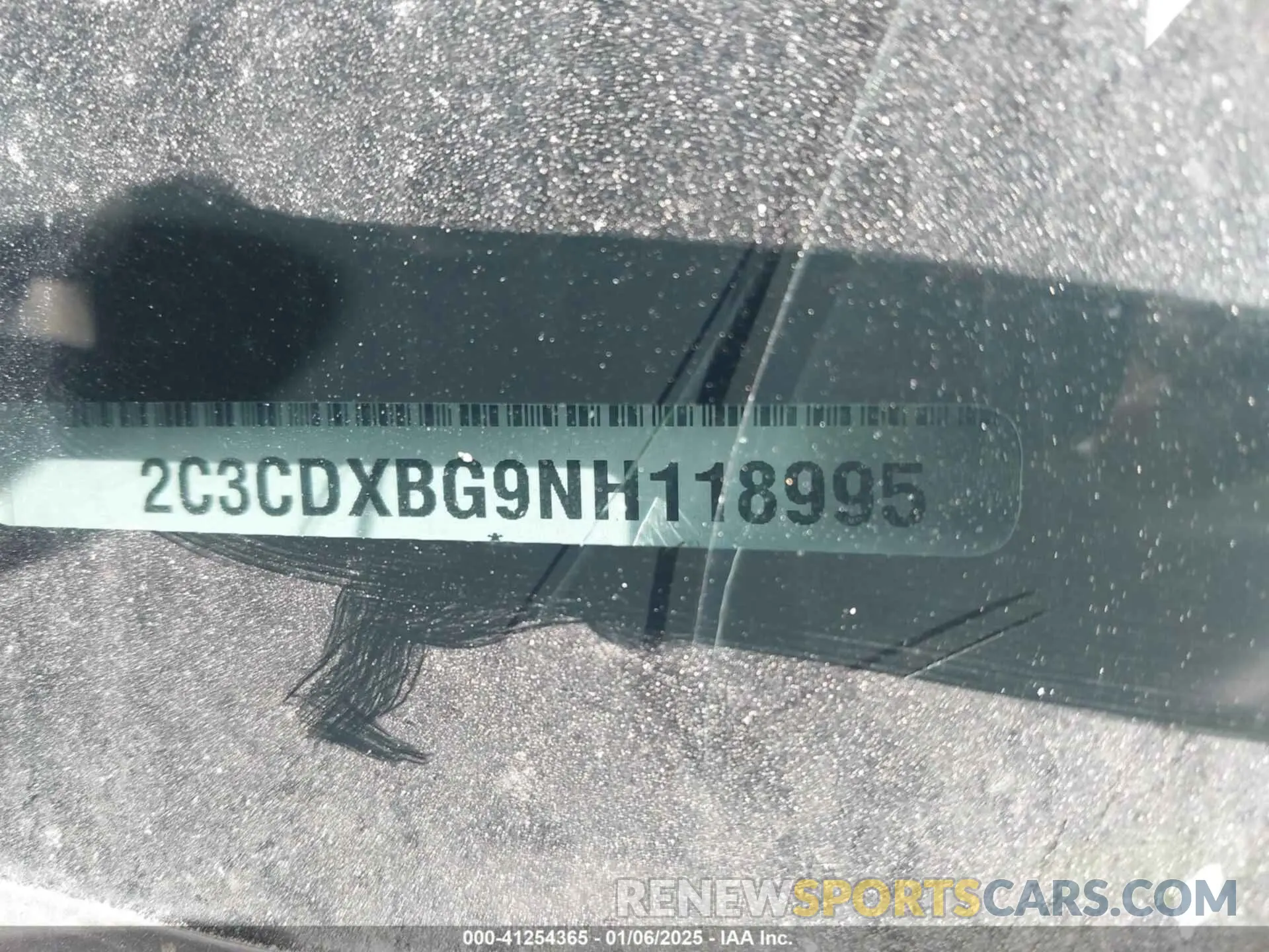 9 fotografías del automóvil dañado 2C3CDXBG9NH118995 DODGE CHARGER 2022