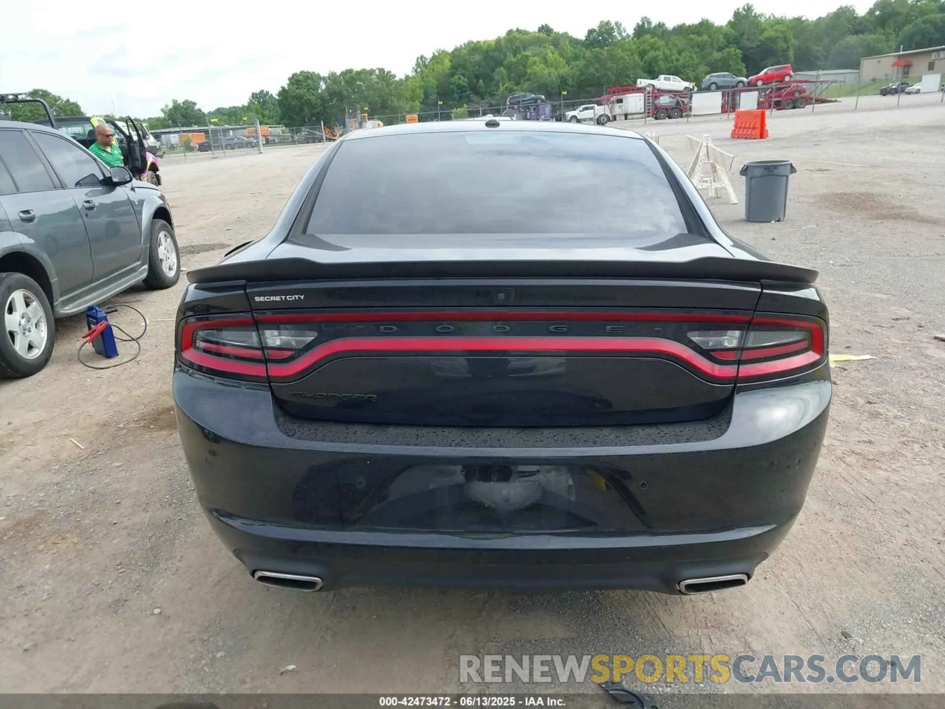 16 fotografías del automóvil dañado 2C3CDXBGXNH153531 DODGE CHARGER 2022