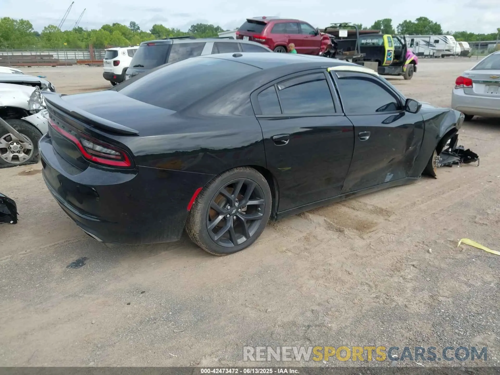 4 fotografías del automóvil dañado 2C3CDXBGXNH153531 DODGE CHARGER 2022