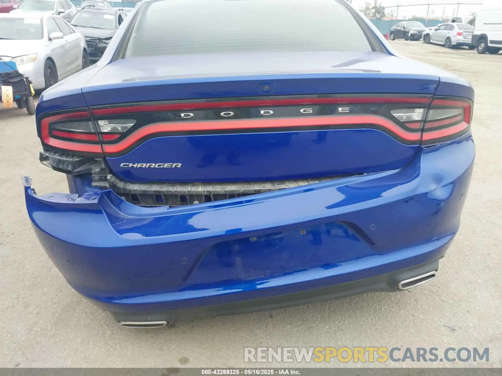 18 fotografías del automóvil dañado 2C3CDXBGXNH231127 DODGE CHARGER 2022