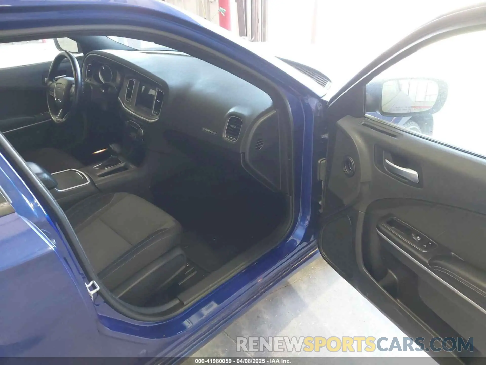 5 fotografías del automóvil dañado 2C3CDXBGXNH231158 DODGE CHARGER 2022