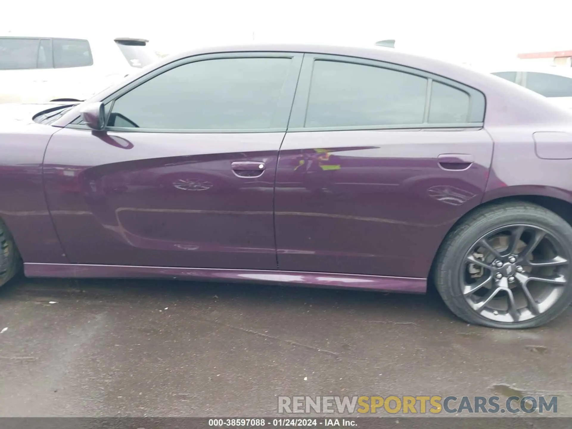 14 fotografías del automóvil dañado 2C3CDXCT4NH246217 DODGE CHARGER 2022