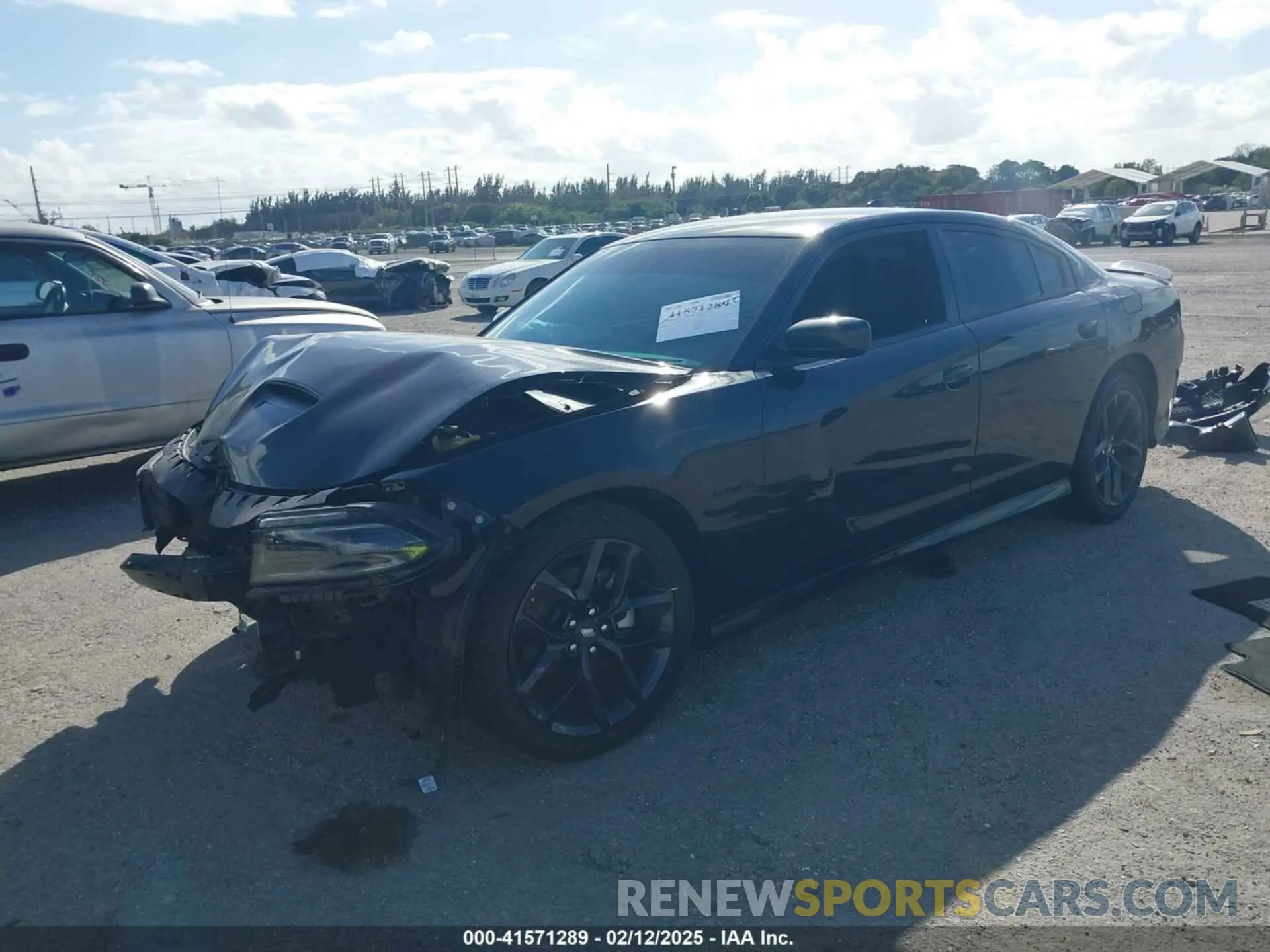 2 fotografías del automóvil dañado 2C3CDXCT8NH244227 DODGE CHARGER 2022