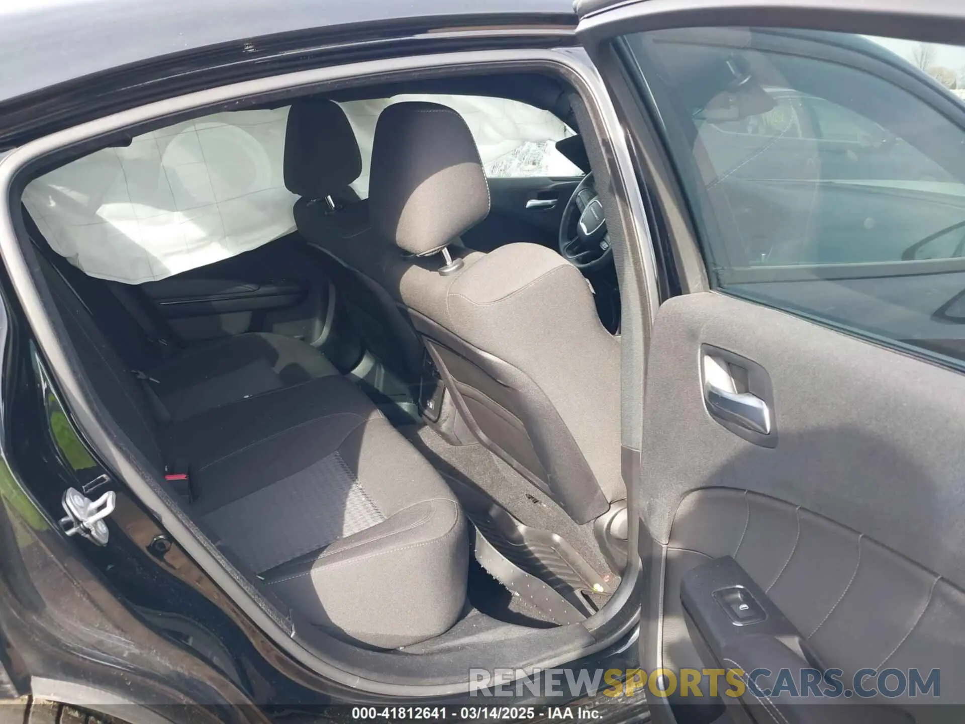 8 fotografías del automóvil dañado 2C3CDXCTXNH170292 DODGE CHARGER 2022